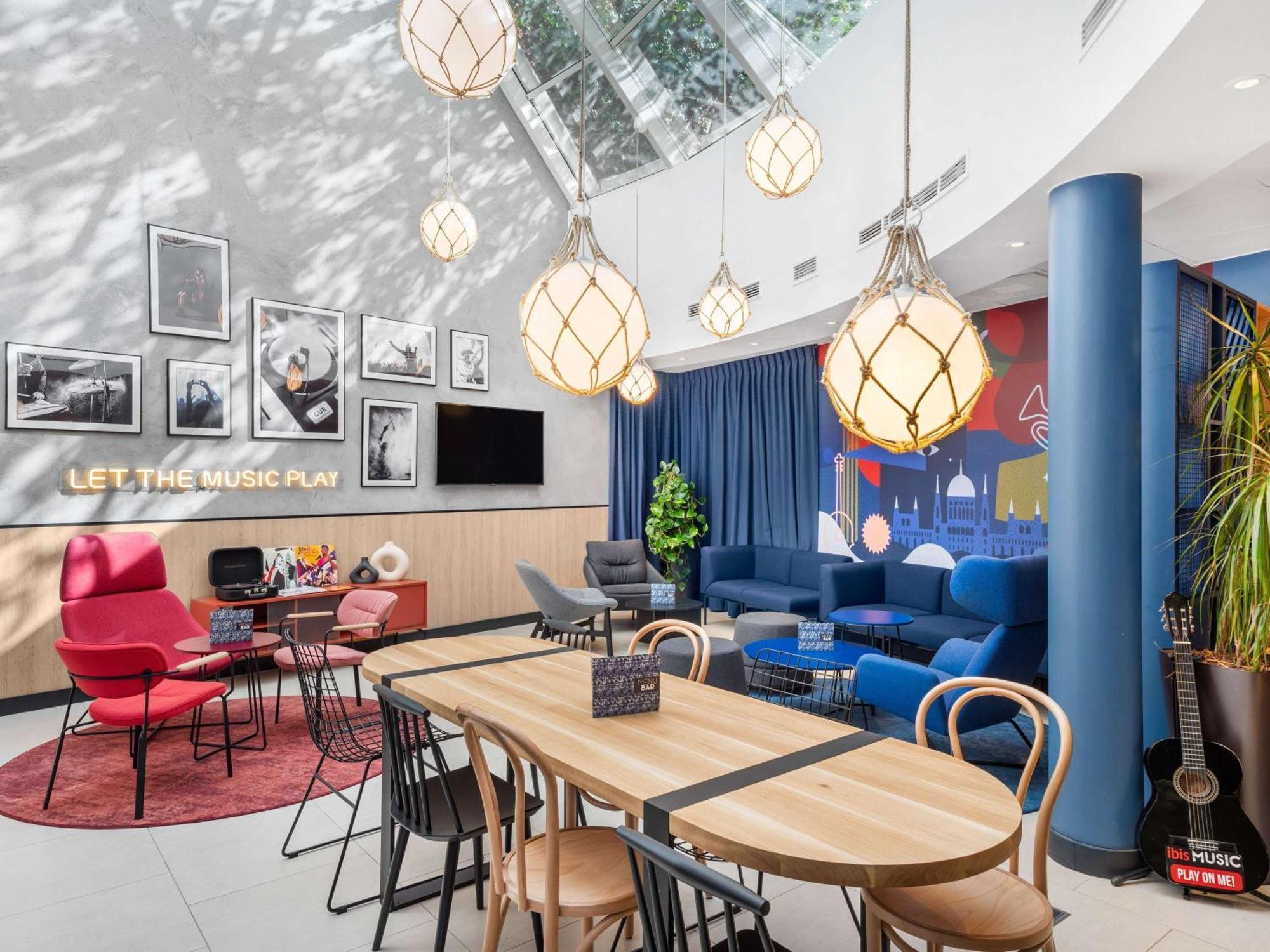 Ibis Centrum Hotell