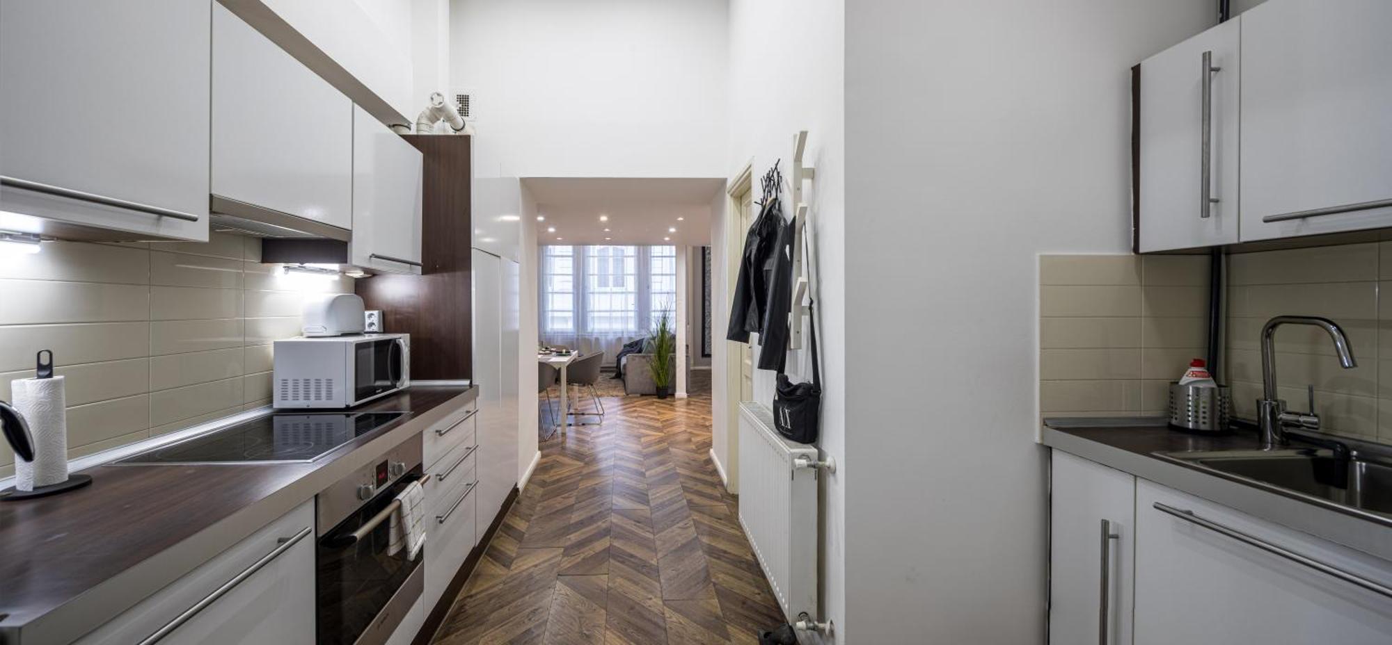 Riverside Apartment *