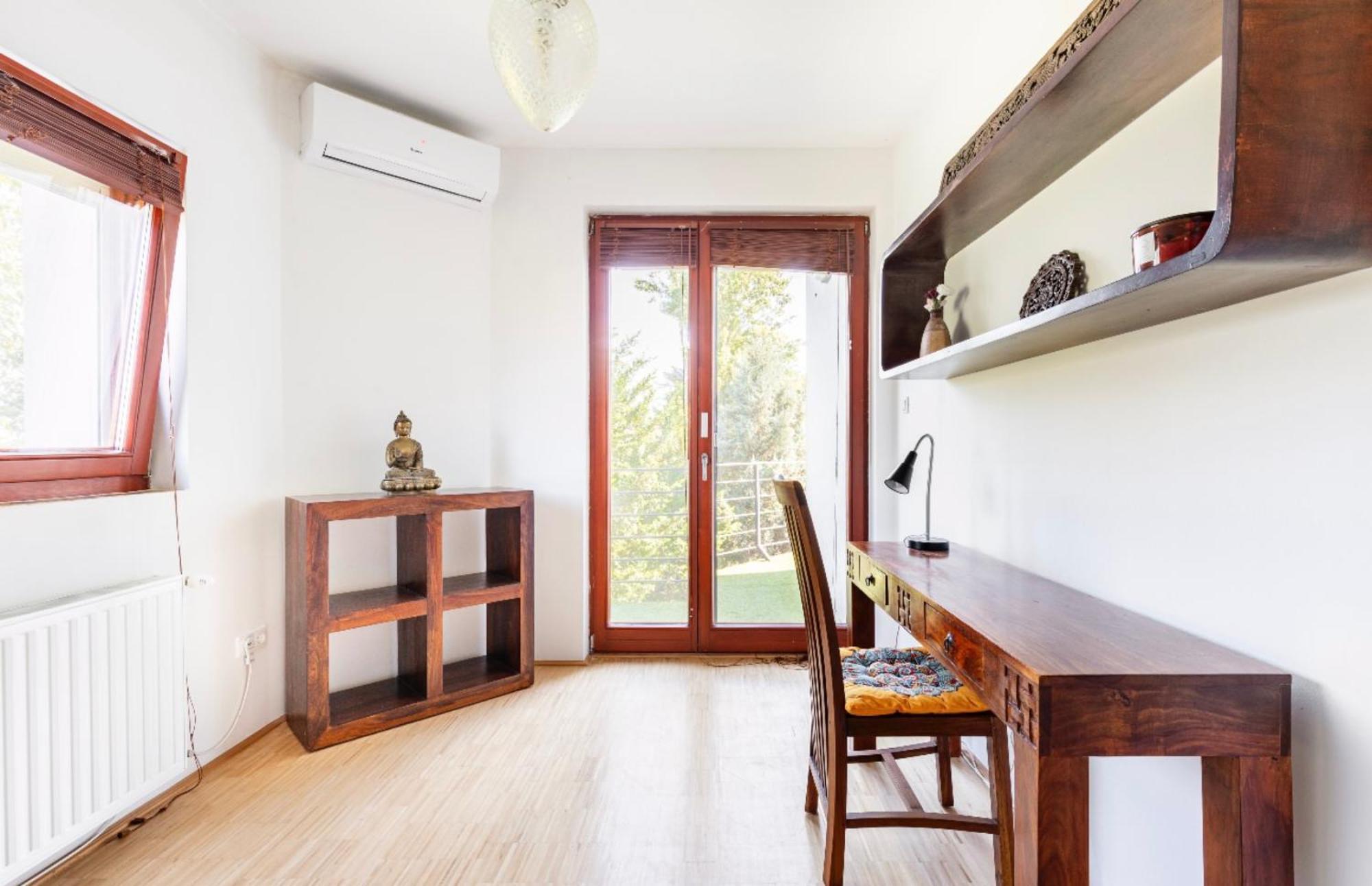 Maharaja Mountain Palace With Free Privat Parking And Garden Apartament *