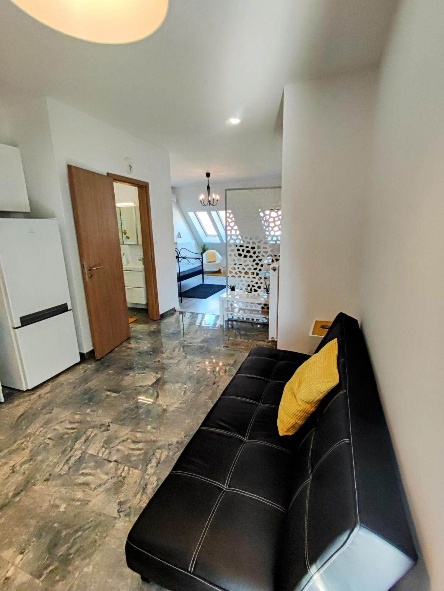Apartman Ryb Lofts