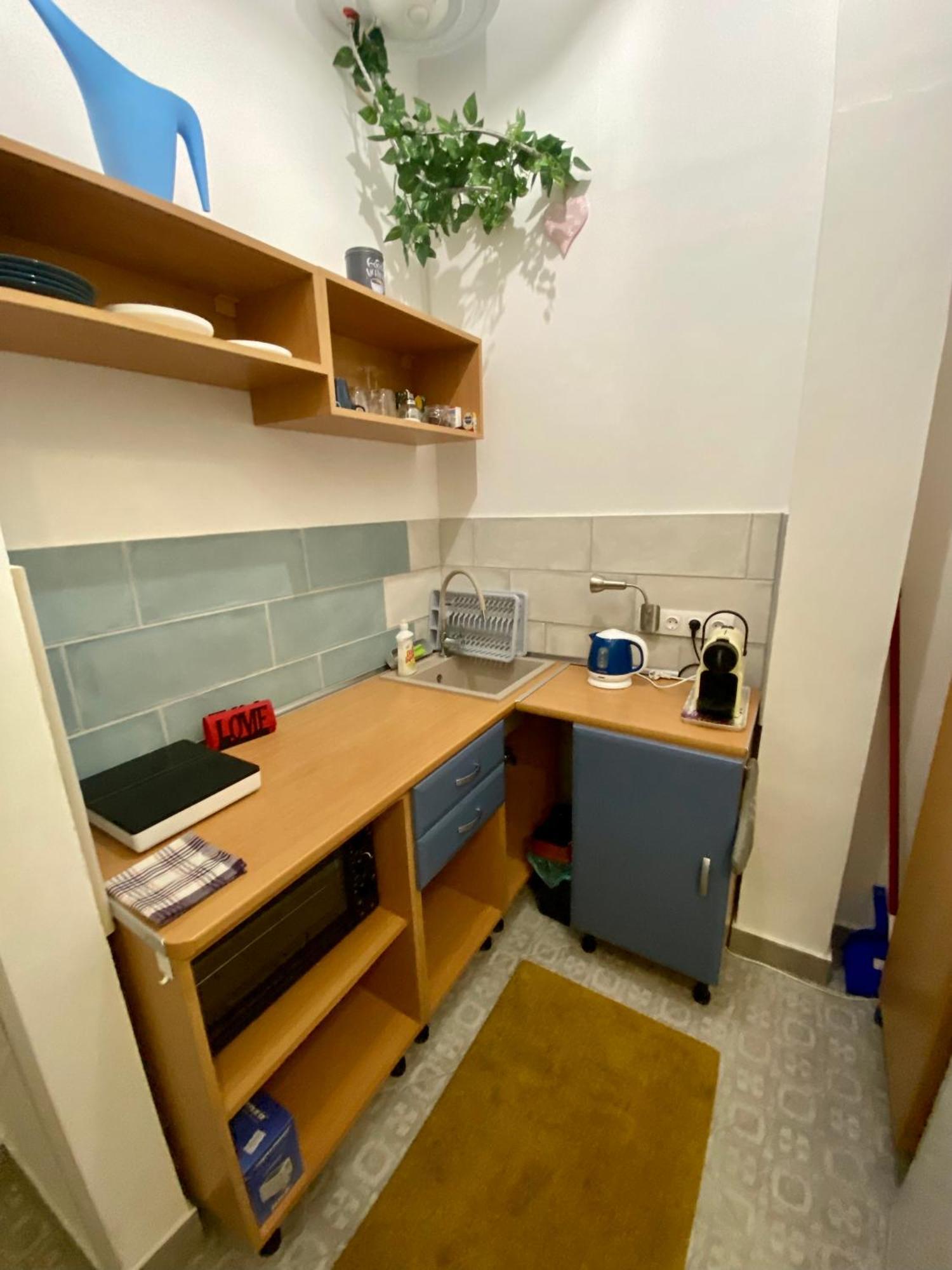 The Poet's Apartamento