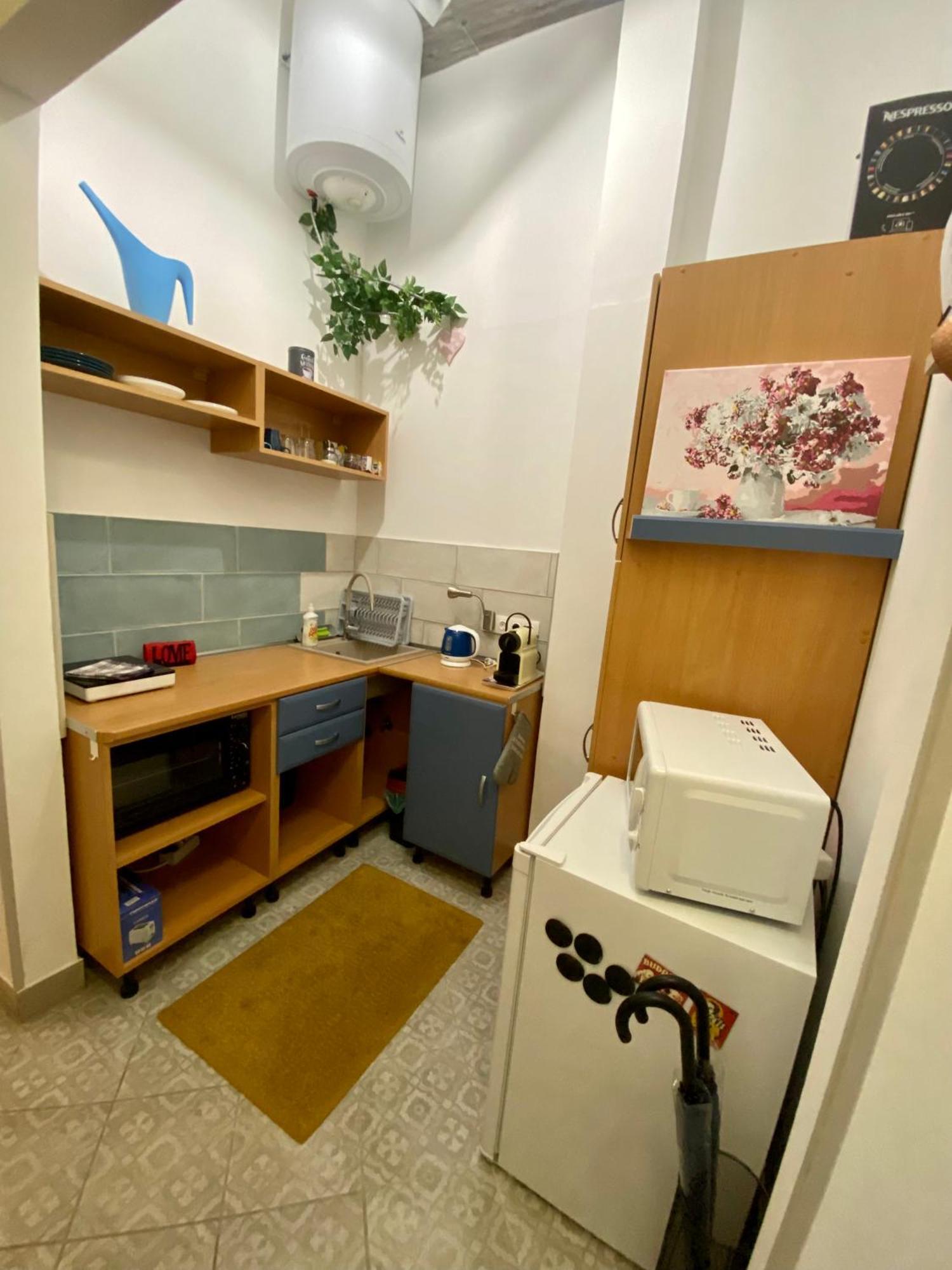 The Poet's Apartamento *