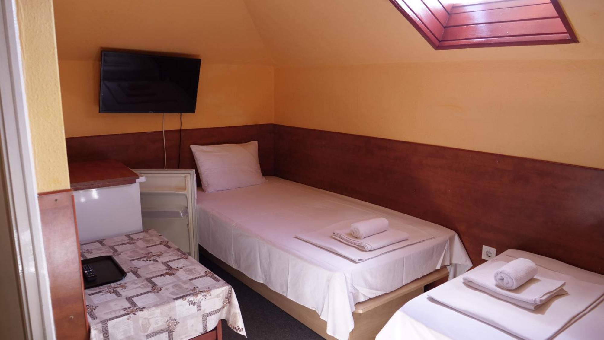 Hotel Attila 2*