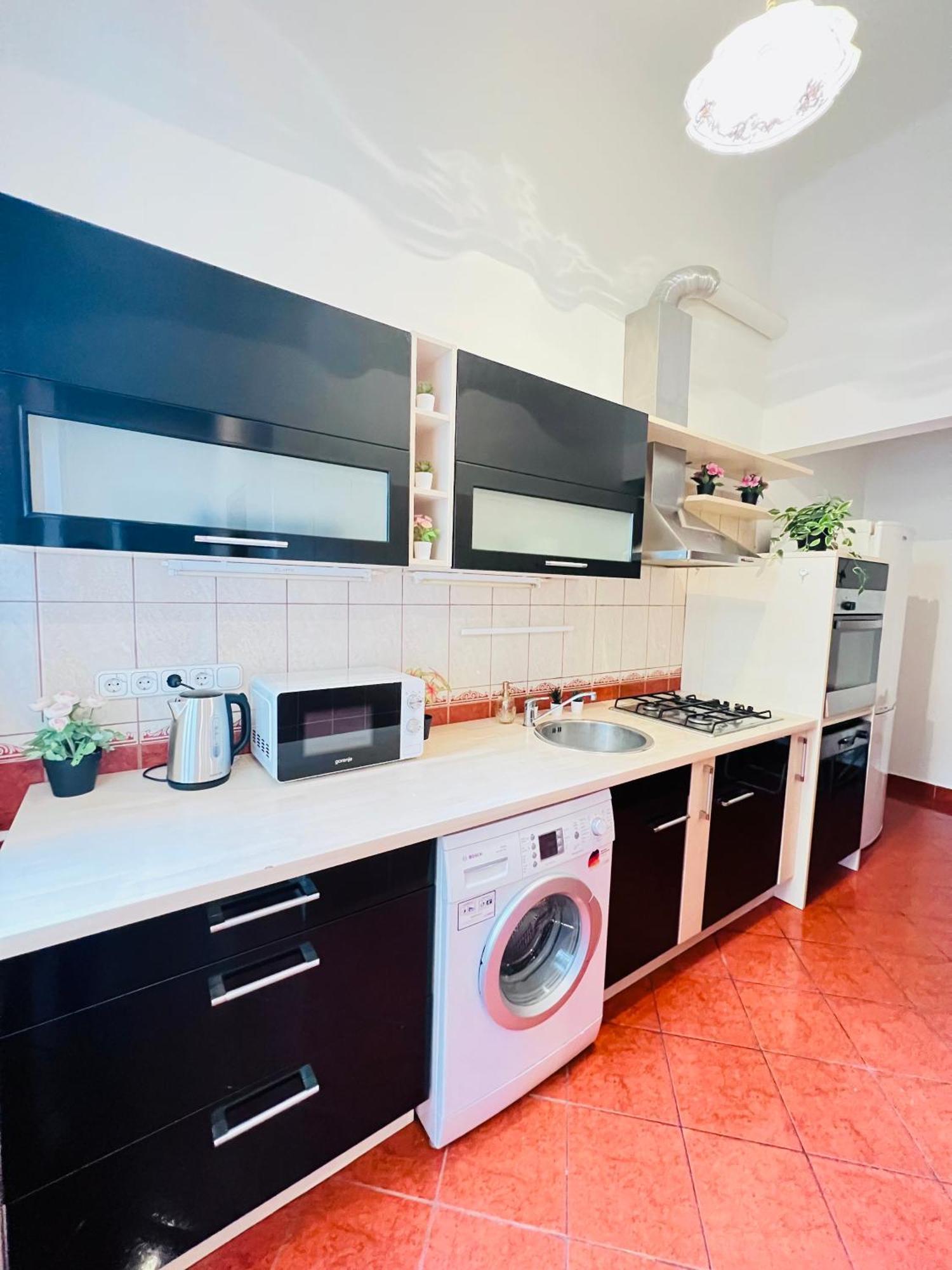 Kerepesi 3 - Opposite Keleti Station Accommodatie bij particulieren *