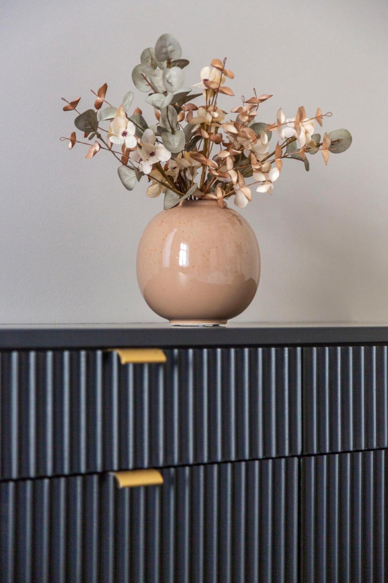 Luxurious & Spacious In The Kertesz Street Apartment