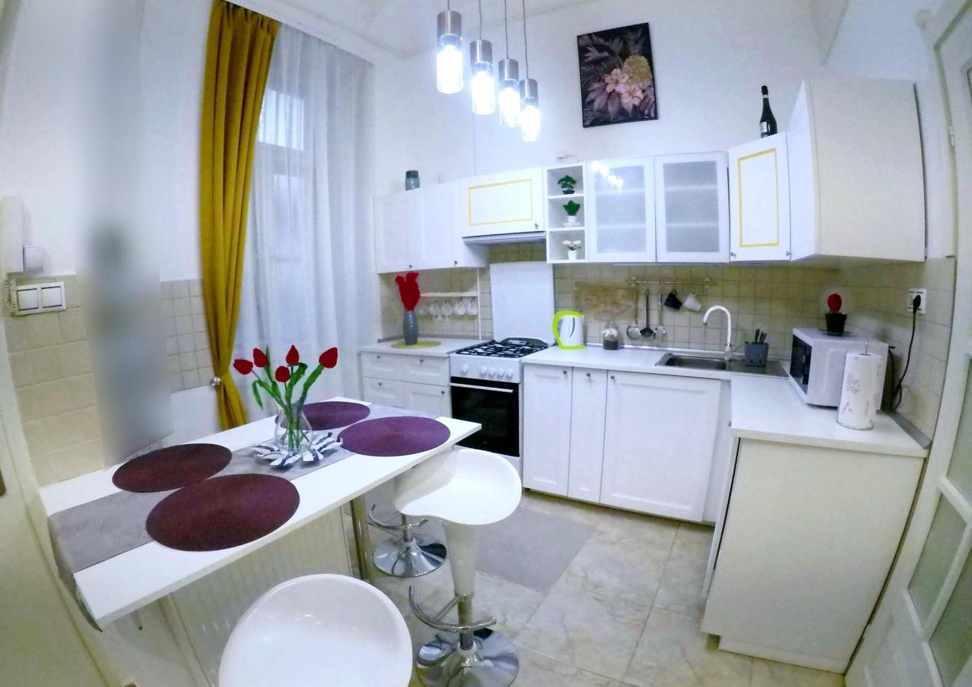 Apartment Mariann's Modern In The Center Budapest