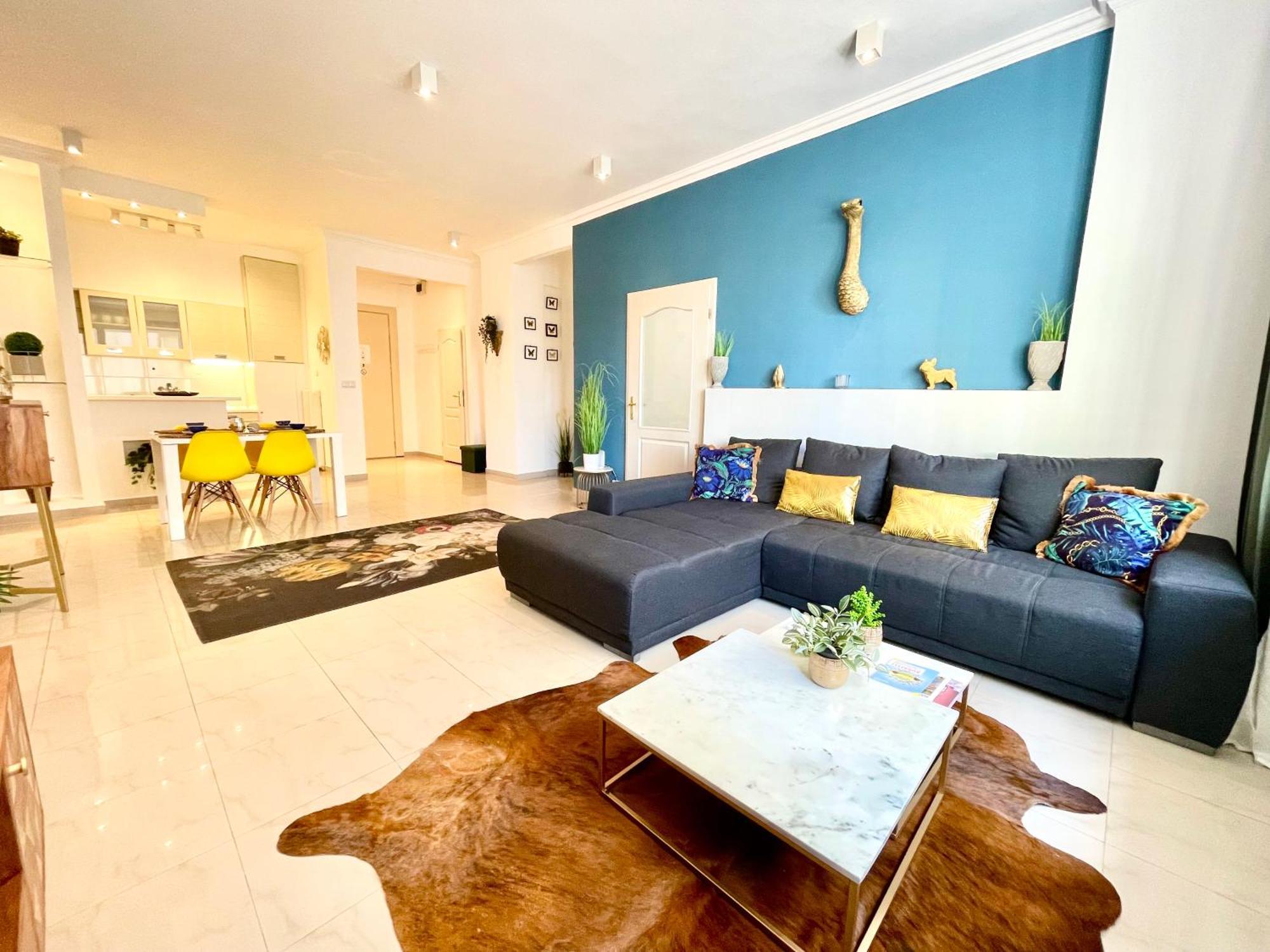Riverside Panoramic Apartment *