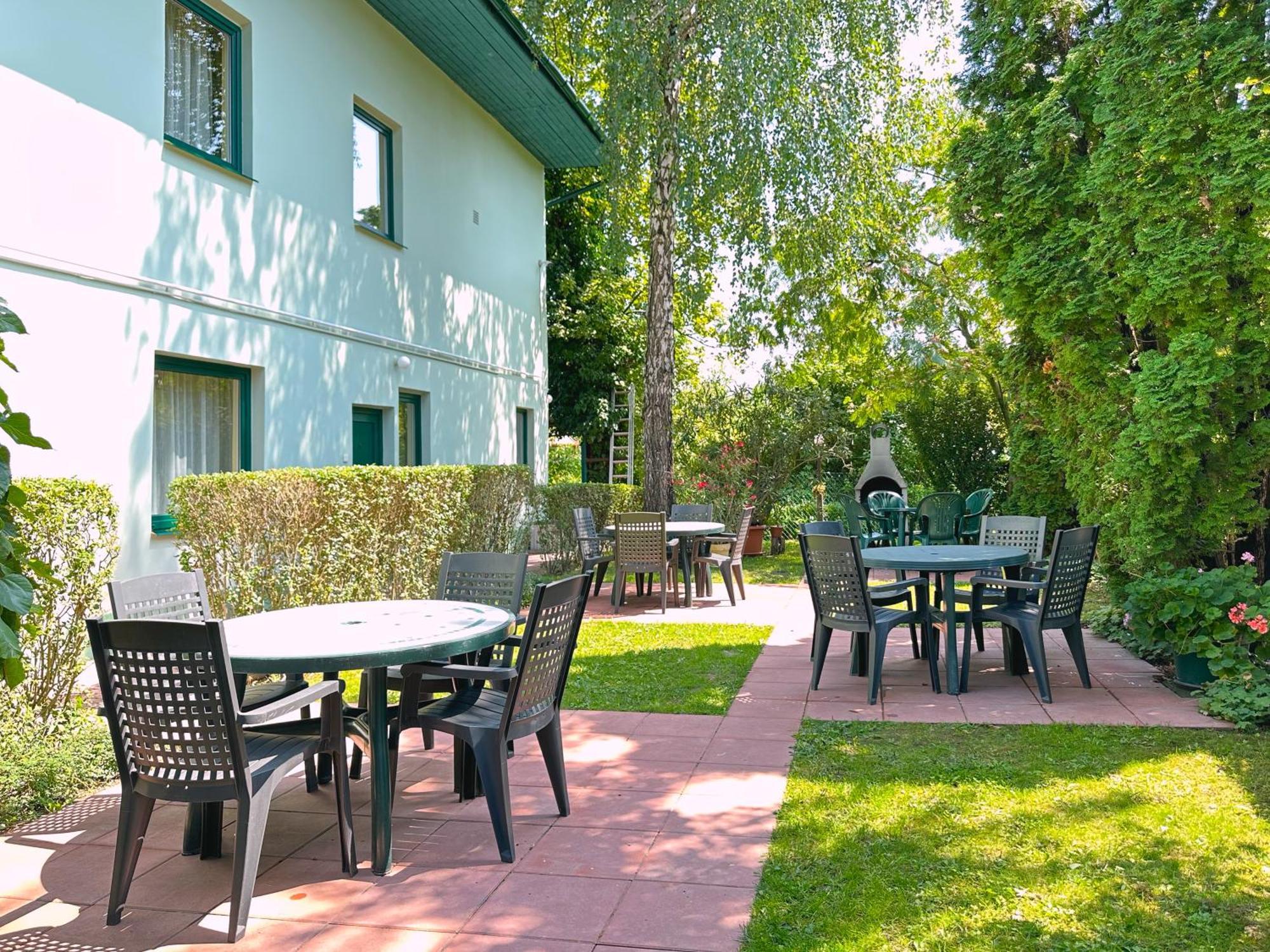Irisz Panzio 3* Budapest