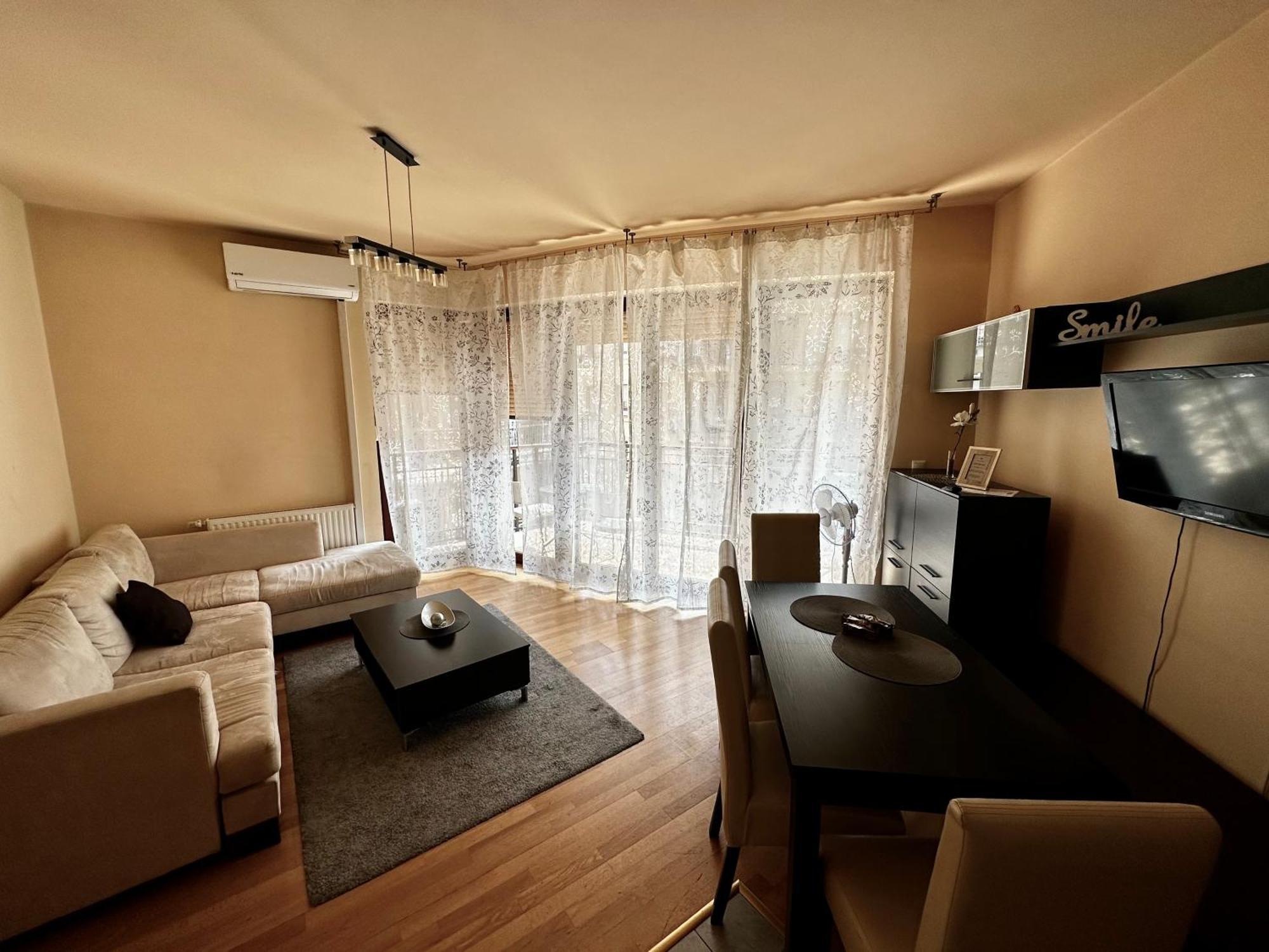 Apartman Leda *