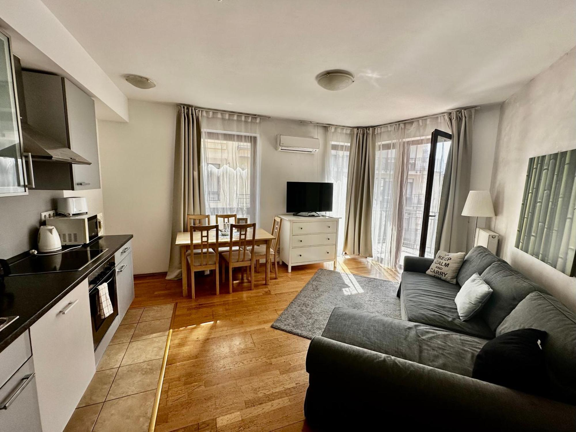 Apartman Leda *