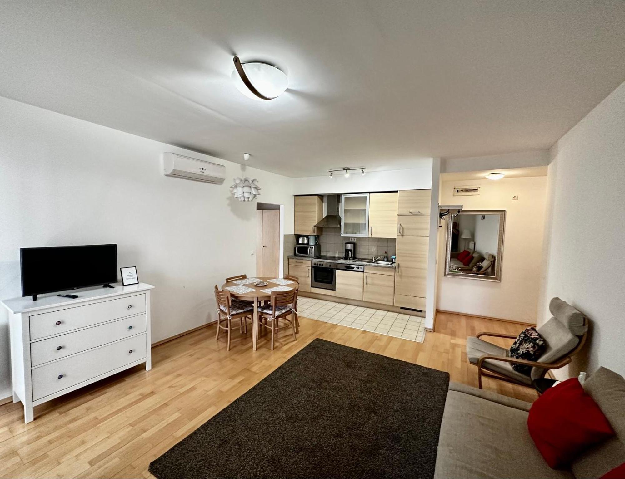 Apartment King