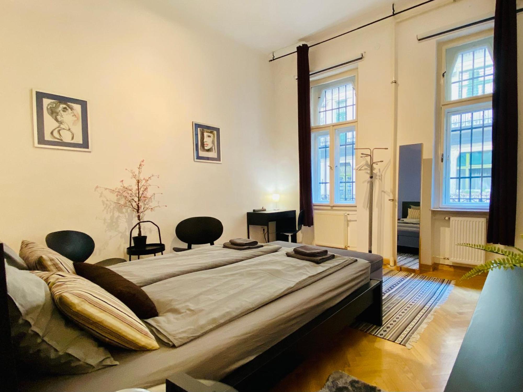 Huge Family Friendly 2br Downtown - Deco House Appartamento *