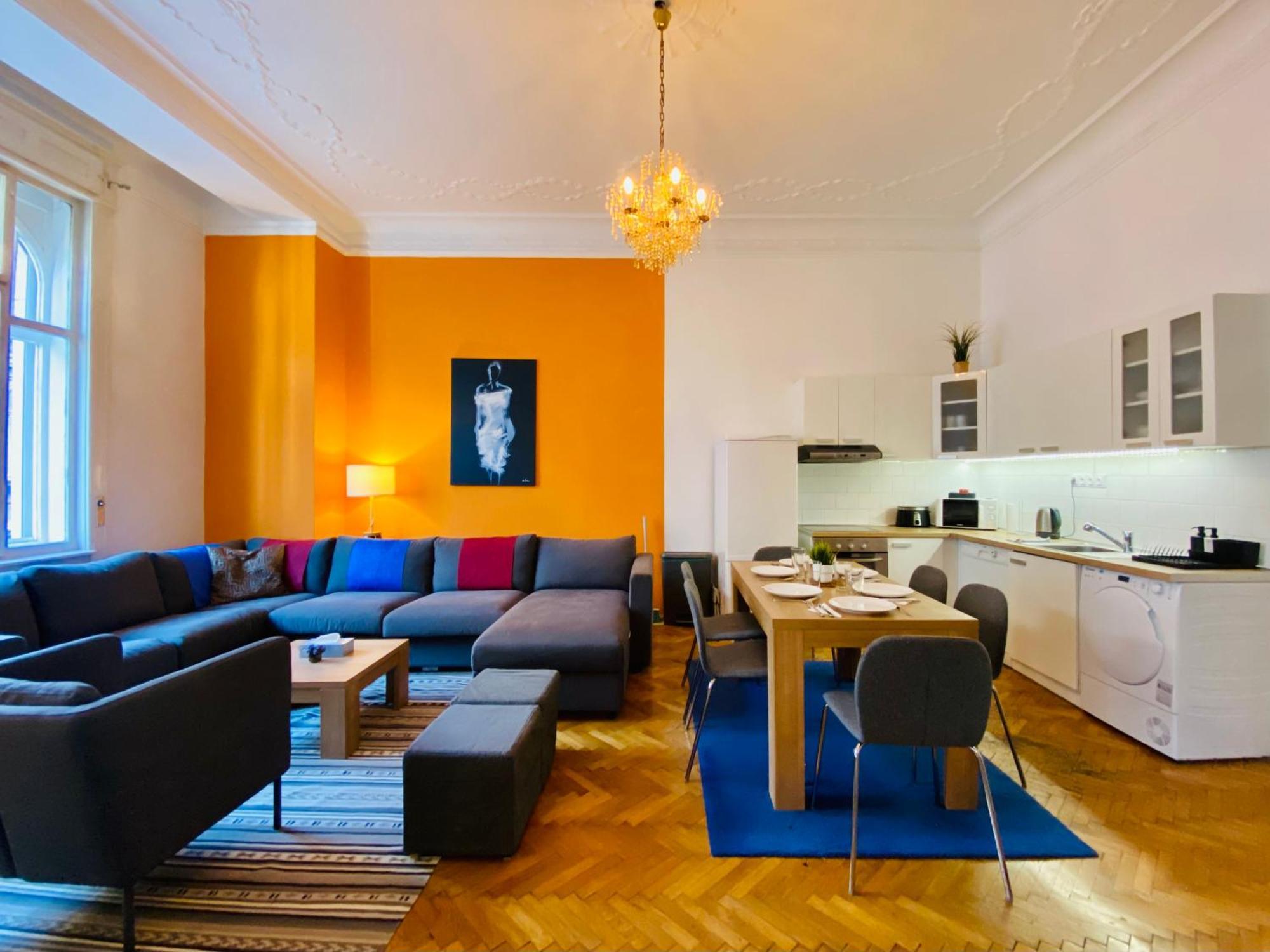Huge Family Friendly 2br Downtown - Deco House Appartamento *
