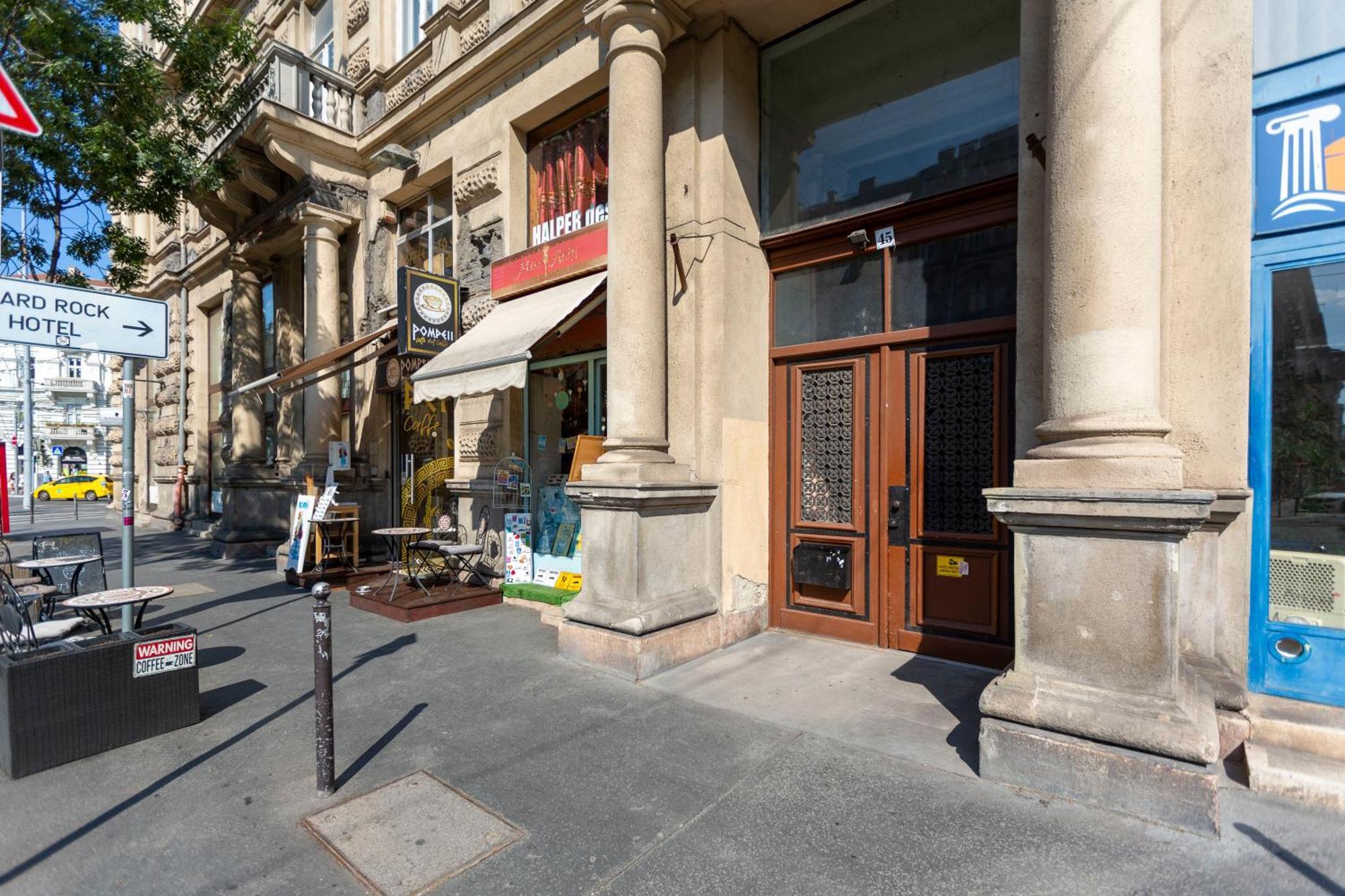 Luxury Royal In The Heart Of Apartman
