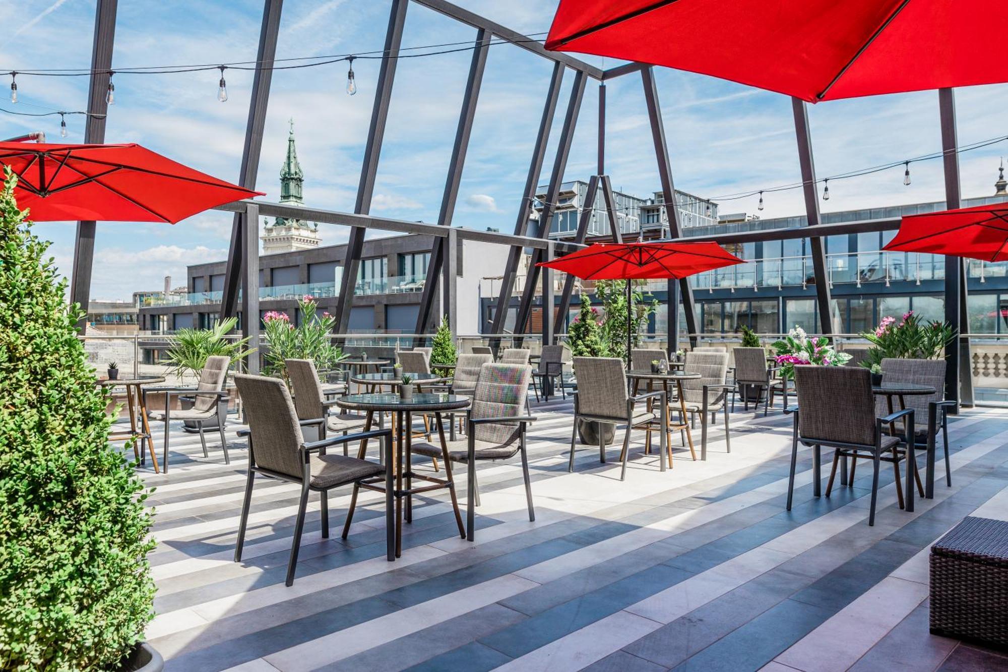 Ramada By Wyndham Center Budapest