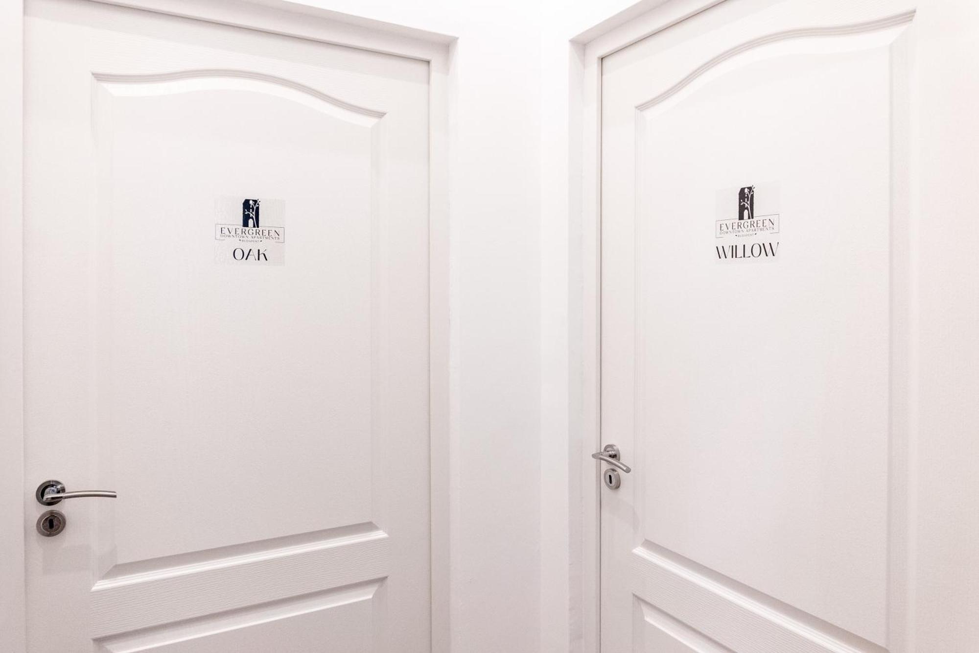 Evergreen Downtown Apartman
