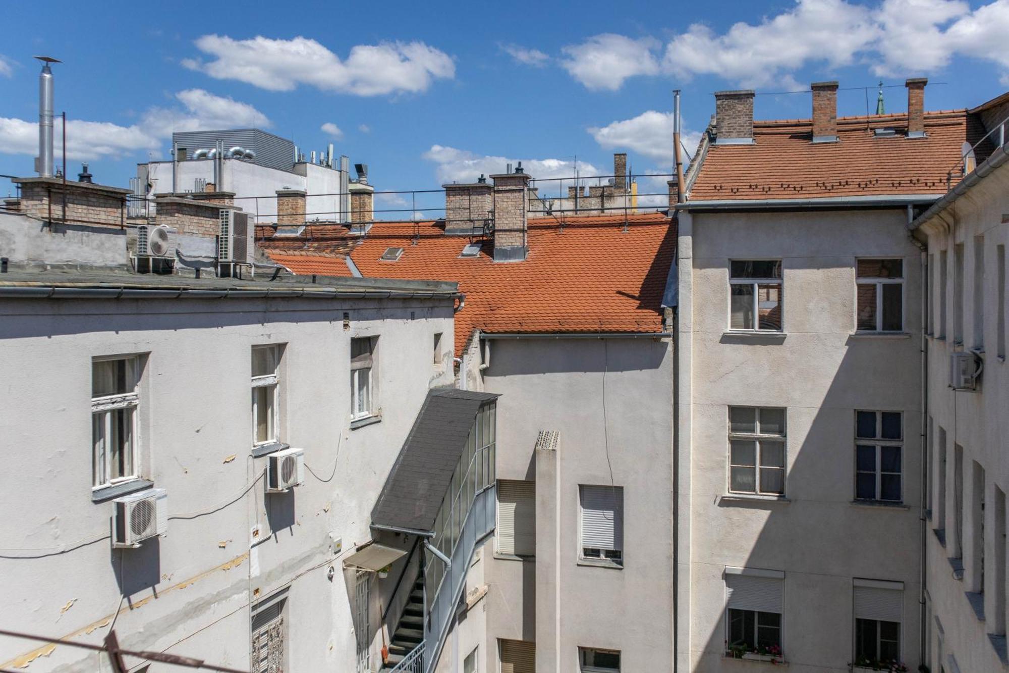 High Light Budapest