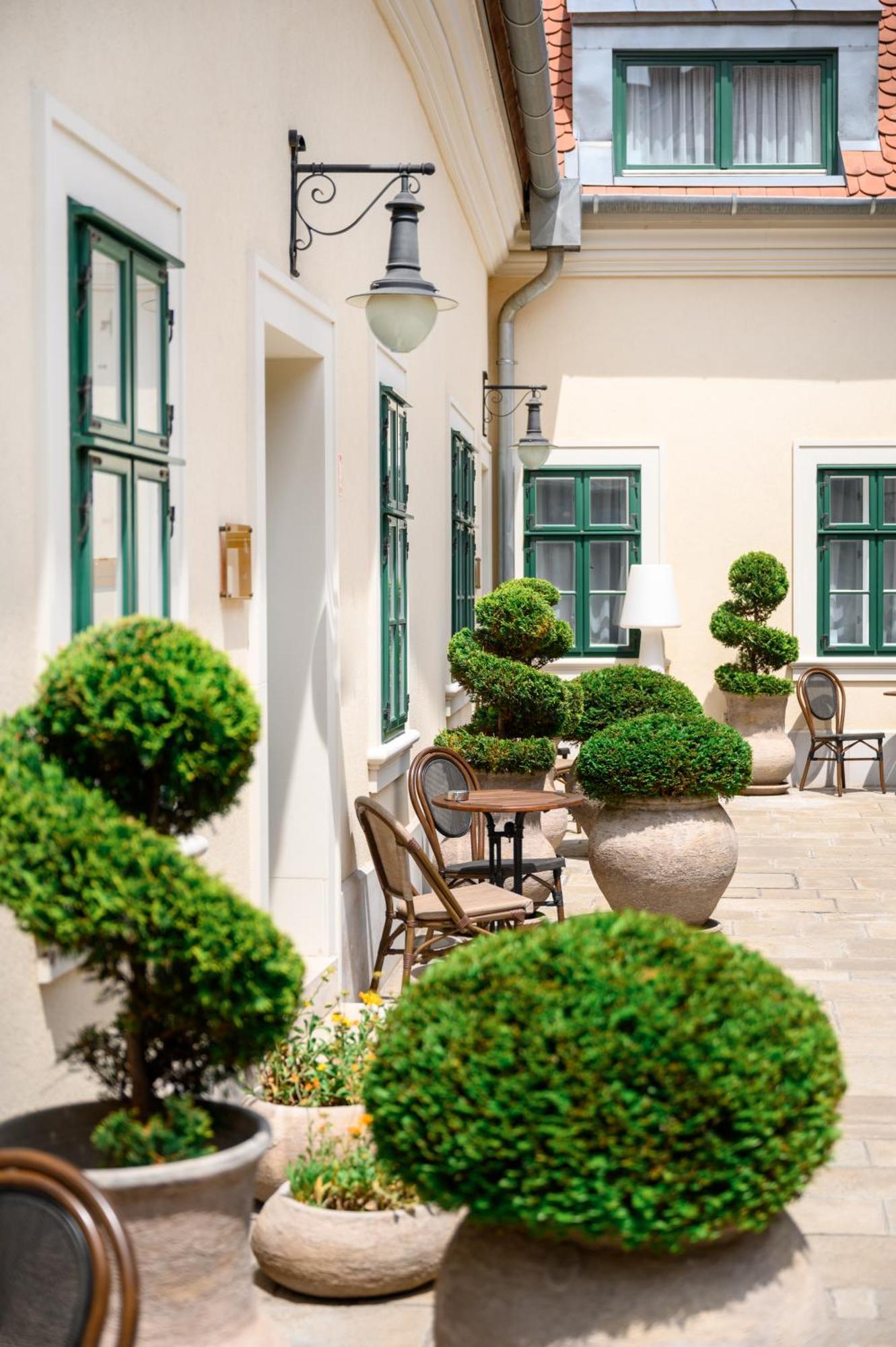 Maison Bistro & 4* Budapest