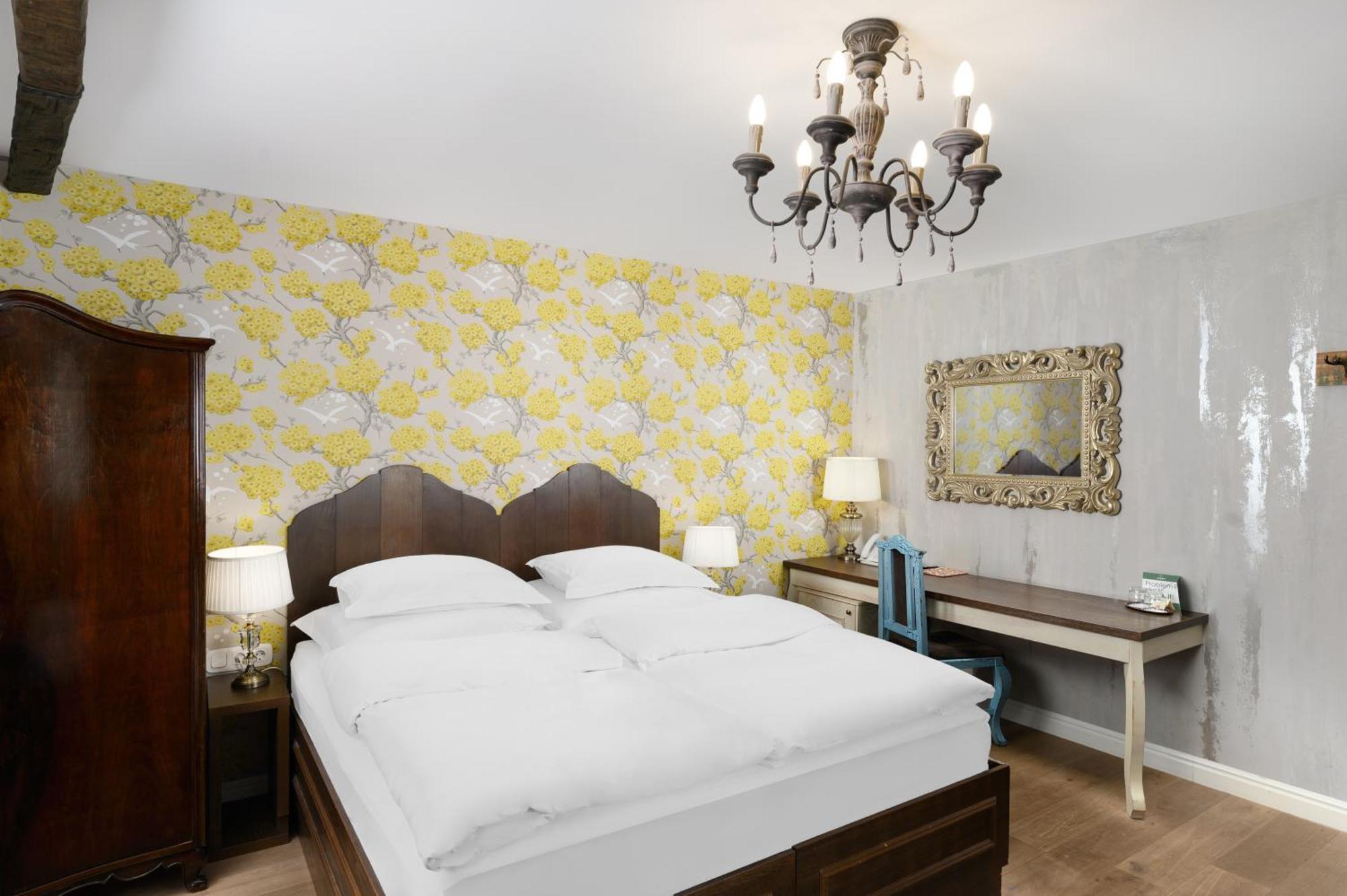 Maison Bistro & Hotel 4*