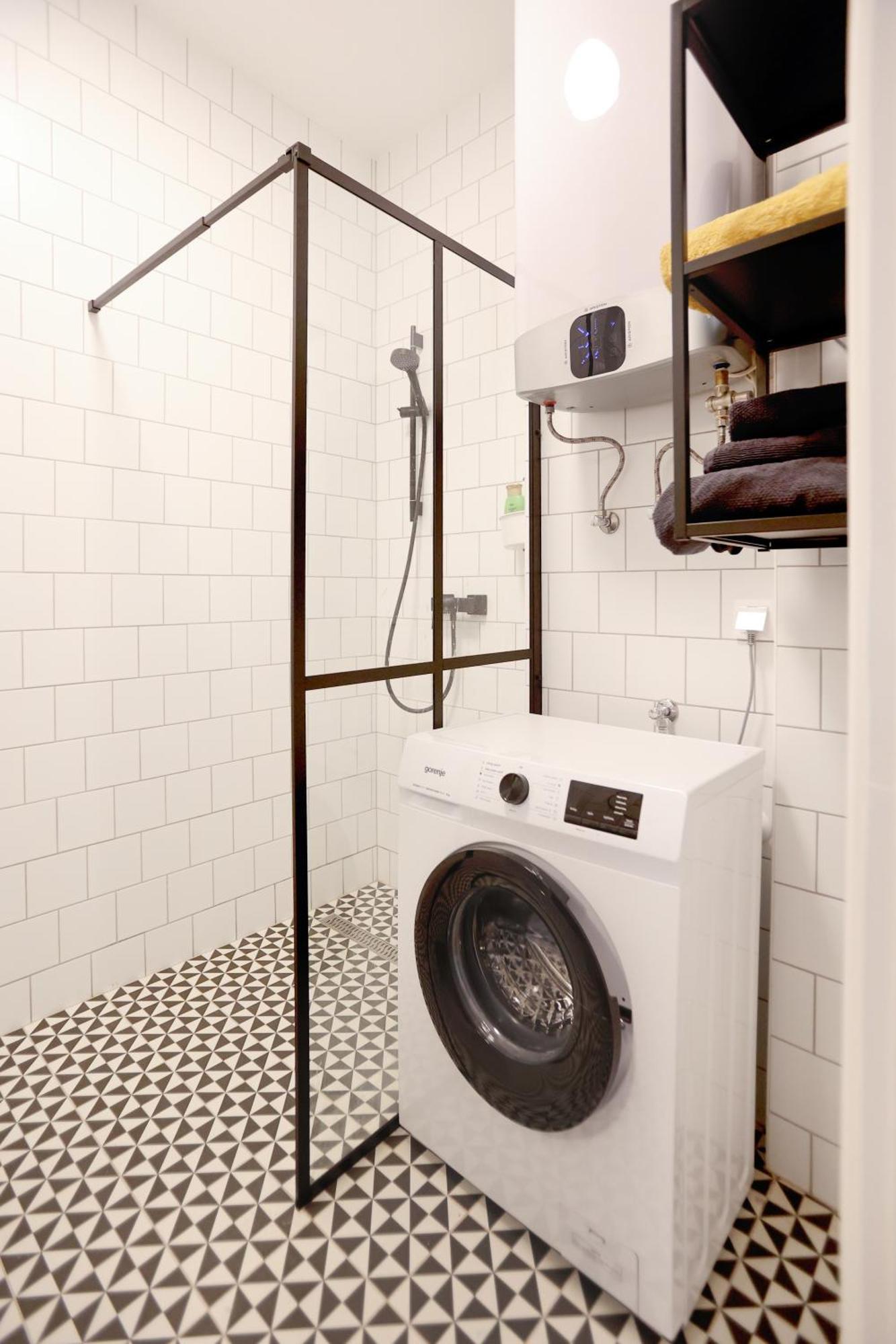 Apartman New 1bdr Modern Bauhaus Flat