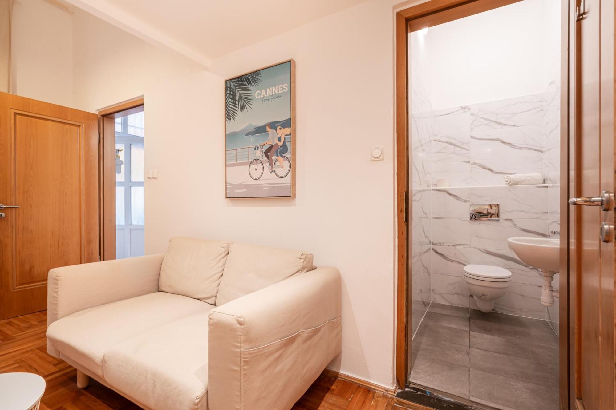 H9- Boutique Apartments, Best Location, By Bqa Budapest