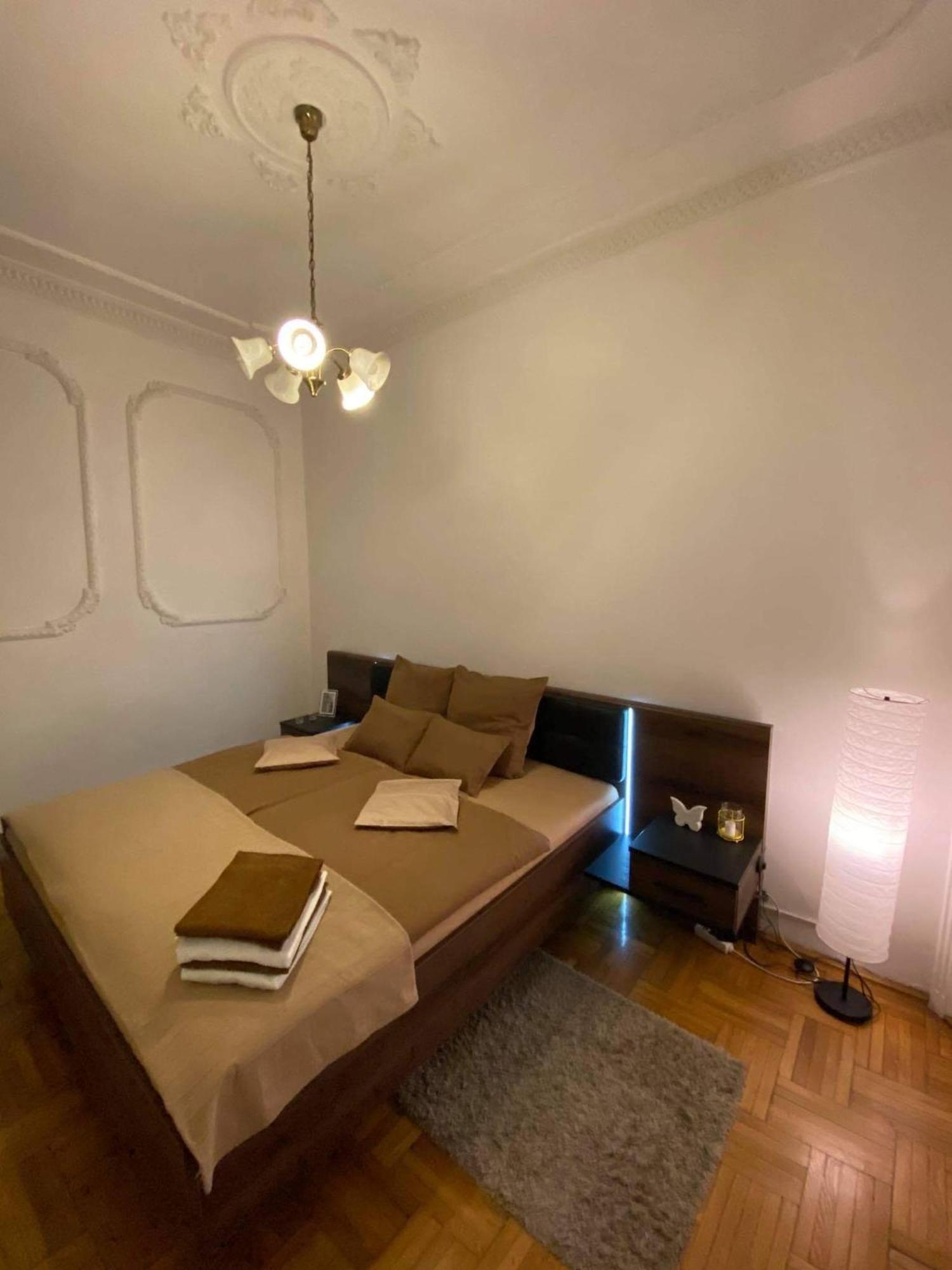 Apartment And Heart Of The
