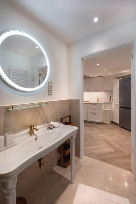 Apartment Orangehomes Luxury Next To Gellert Hill