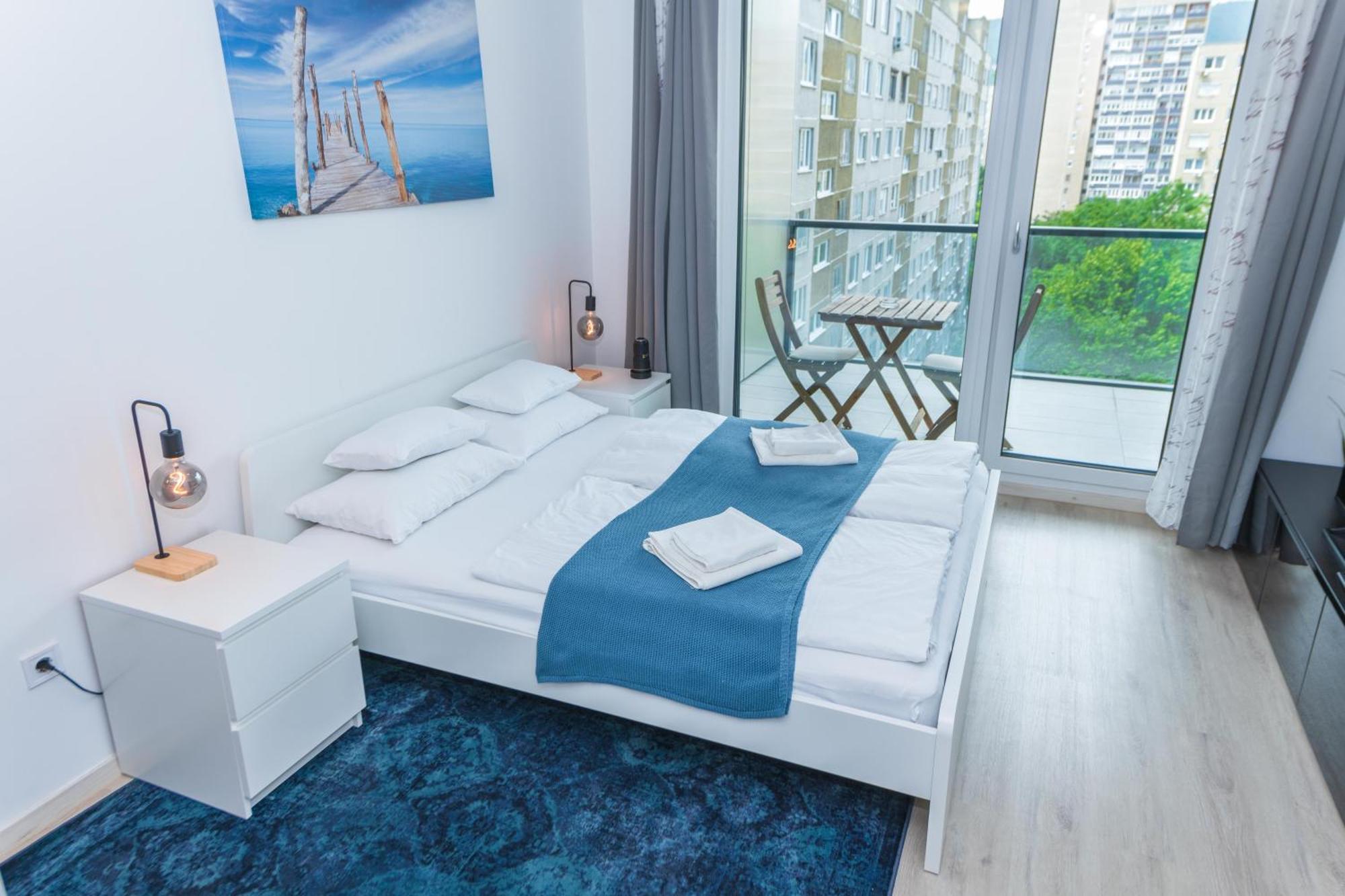 Waterfront By Urbanrent Apartamento *