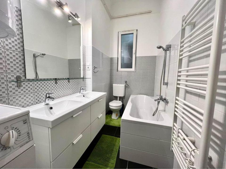 Apartmán Roland Downtown - Pope Subway *