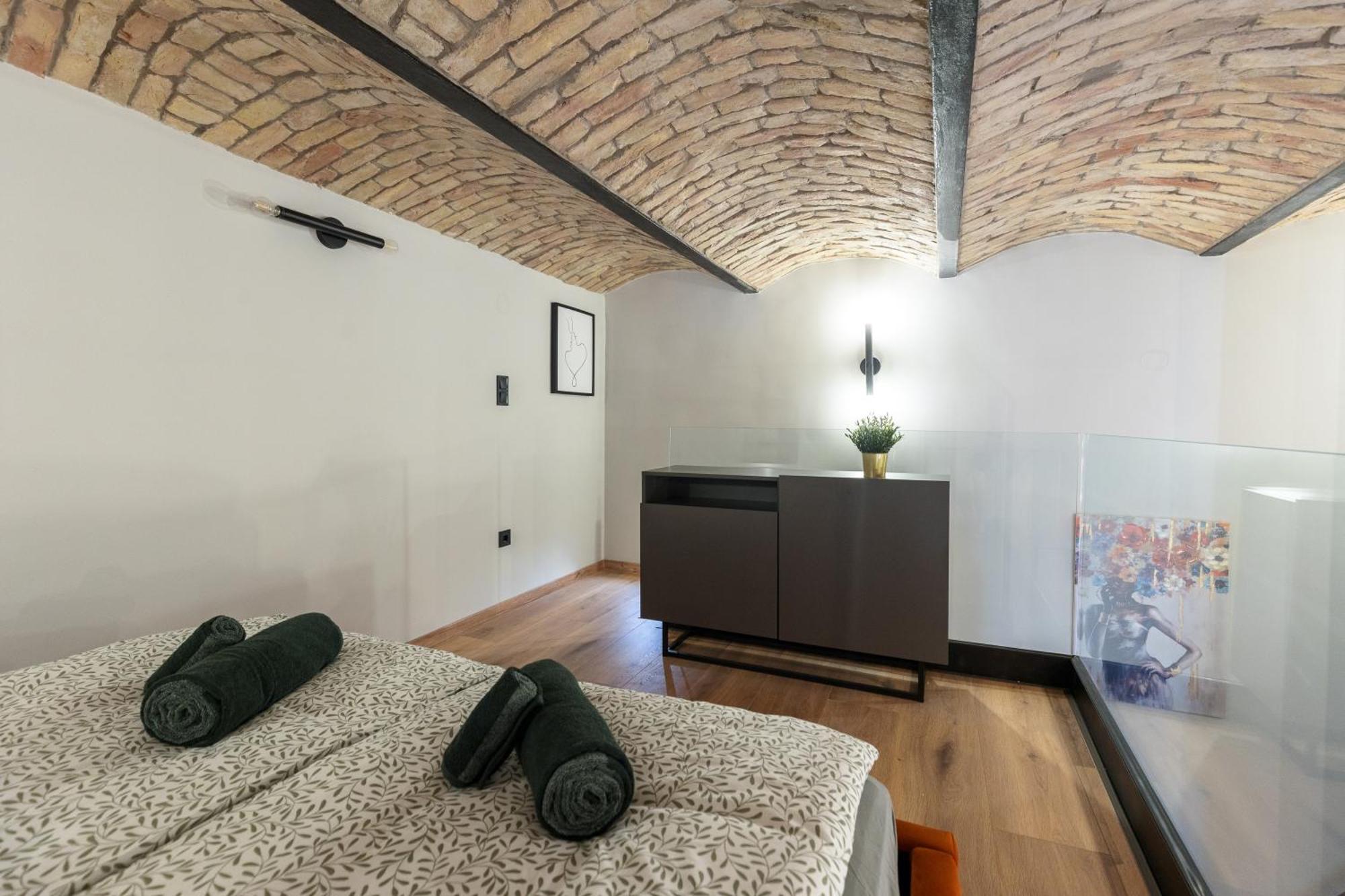 Parliament Dream Apartment! * Budapest