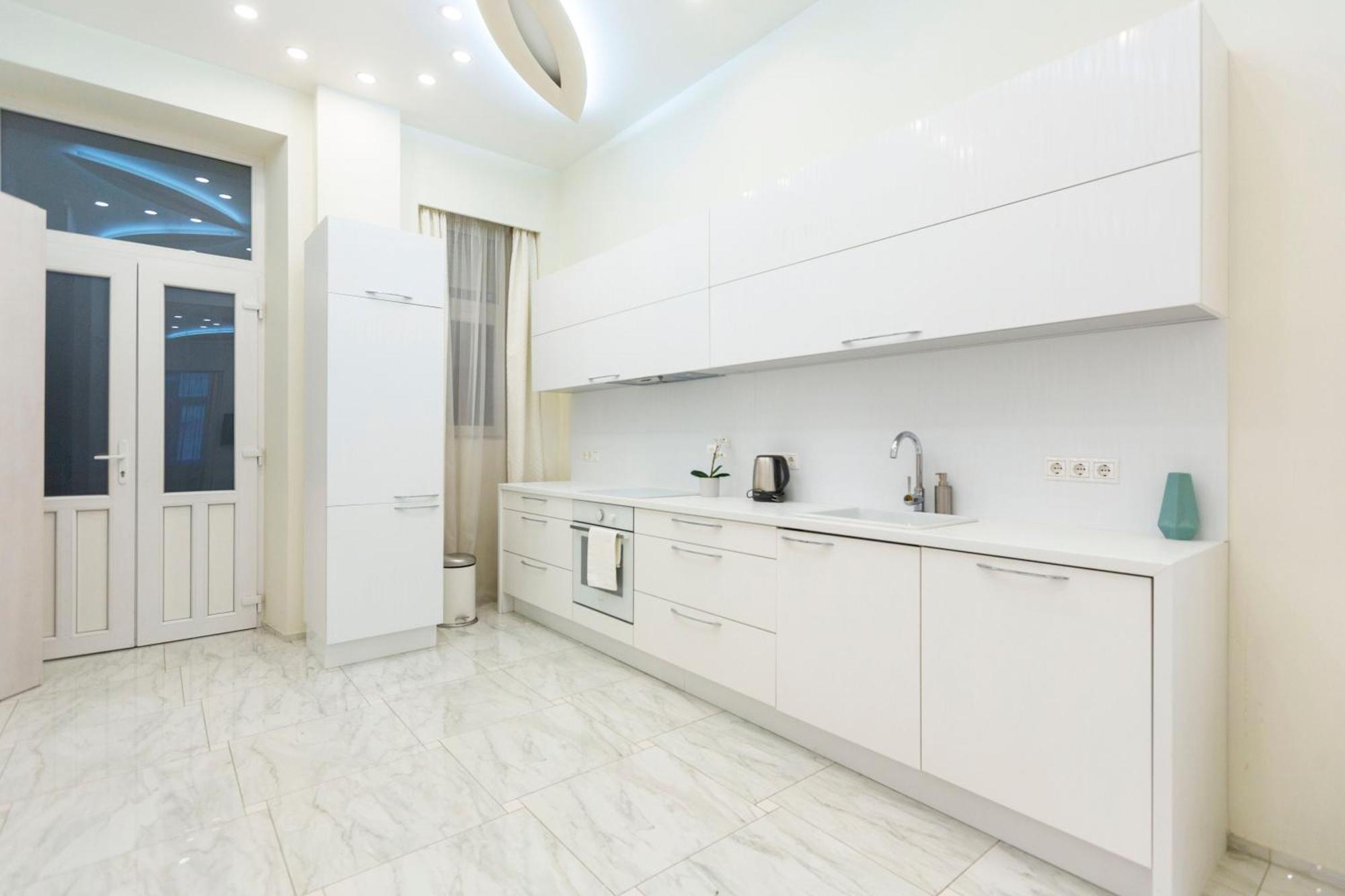 Luxurious Next To The Danube River