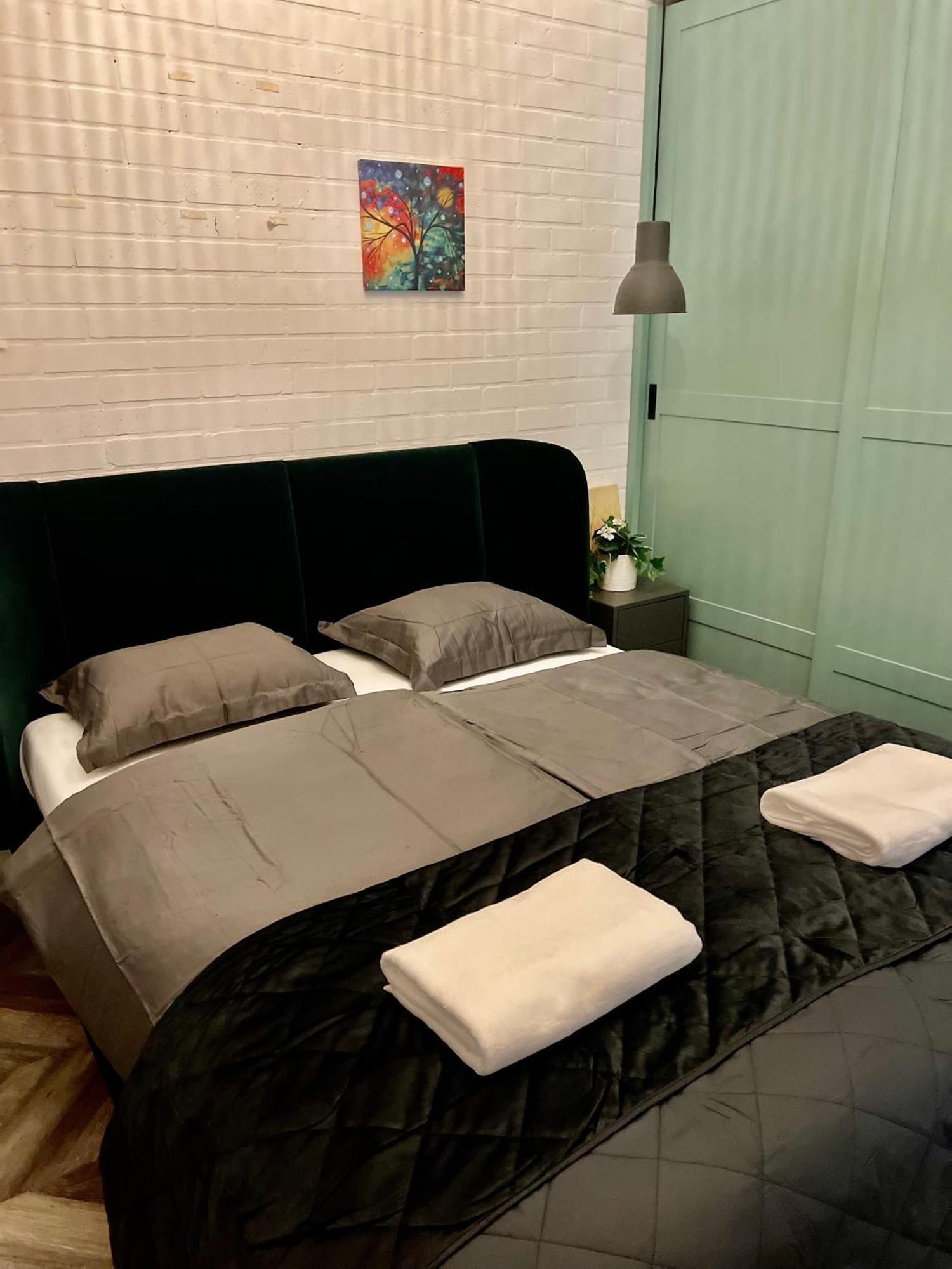 Awesome Loft - King Street