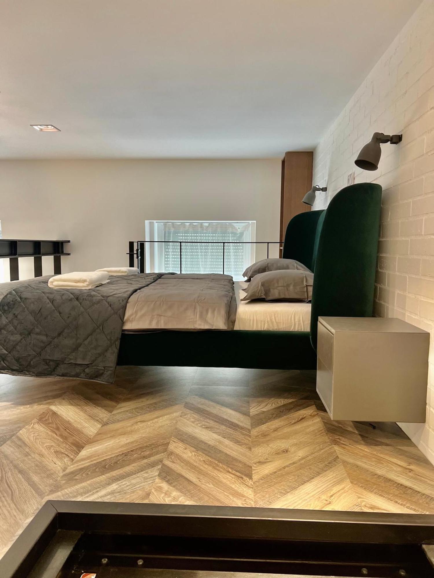 Awesome Loft - King Street *