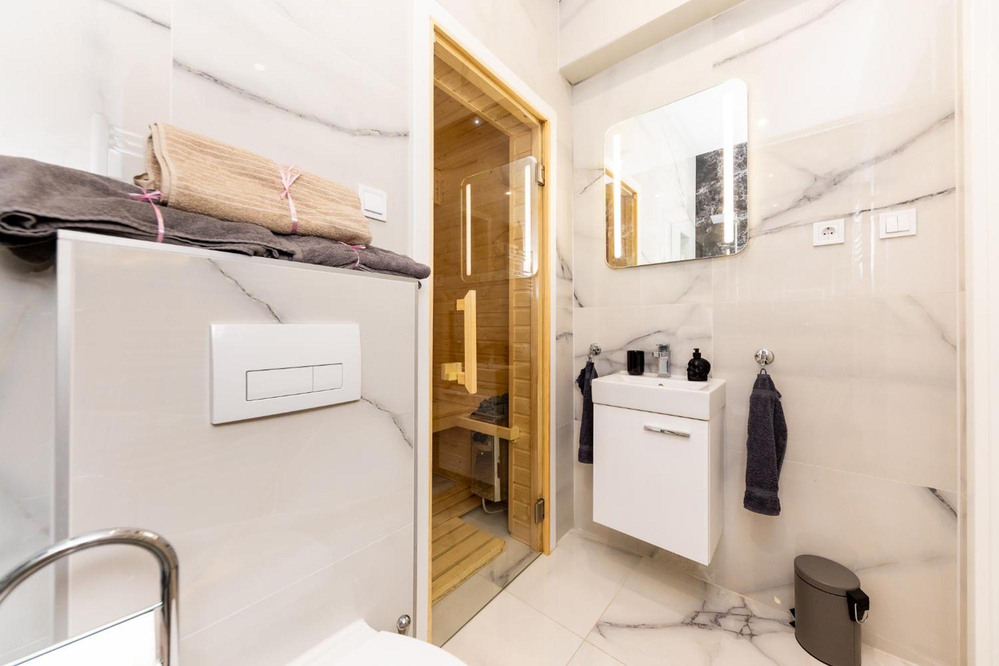 Lux Downtown Apartment Budapest
