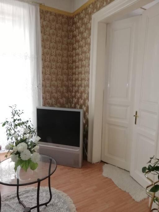 Rozsa Lak Apartman