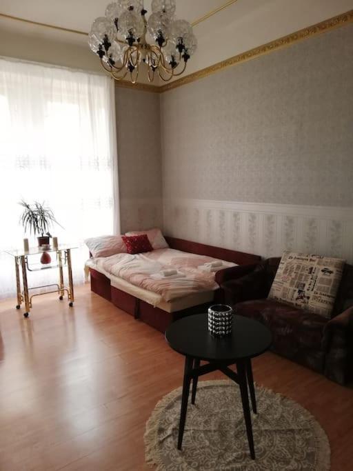 Rozsa Lak Apartman *