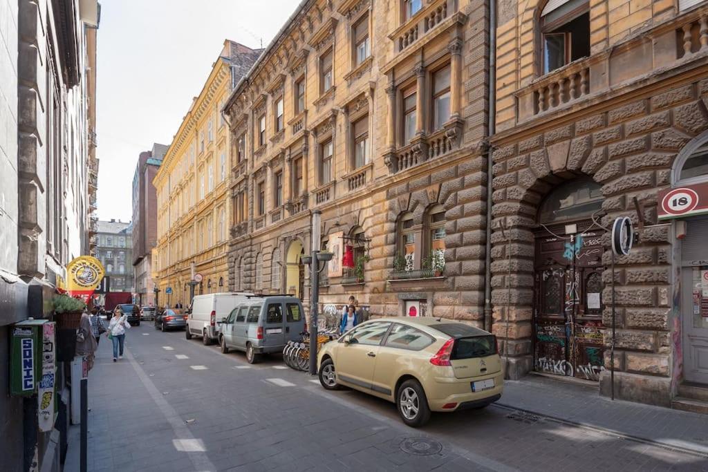 Szimpla-synagogue-kazinczy Str Apartment