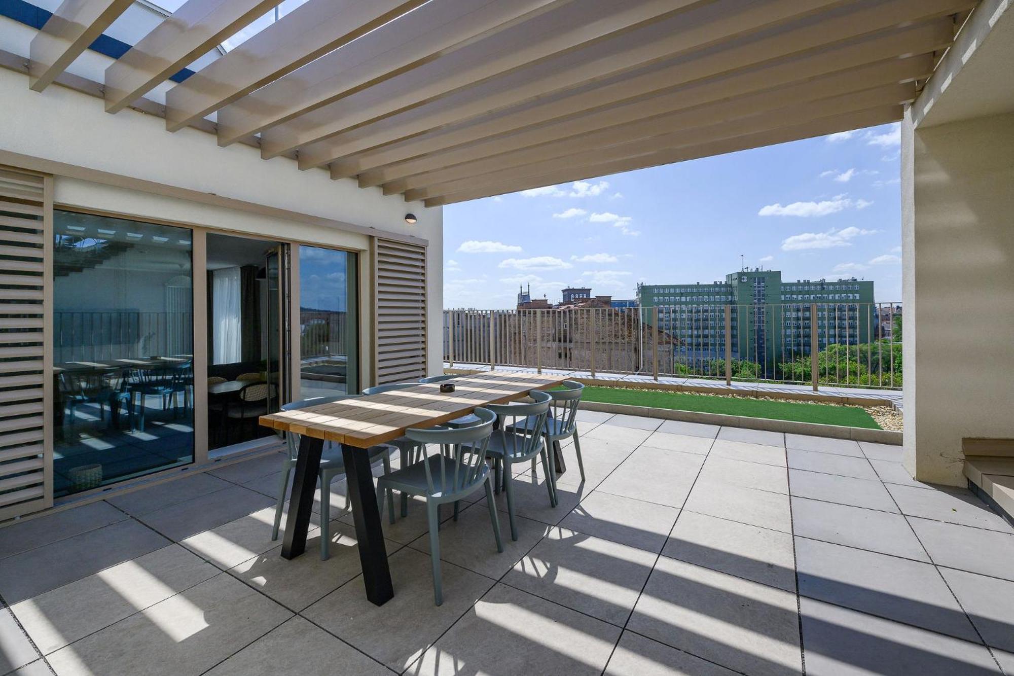Limehome Mosonyi U Apartamento *