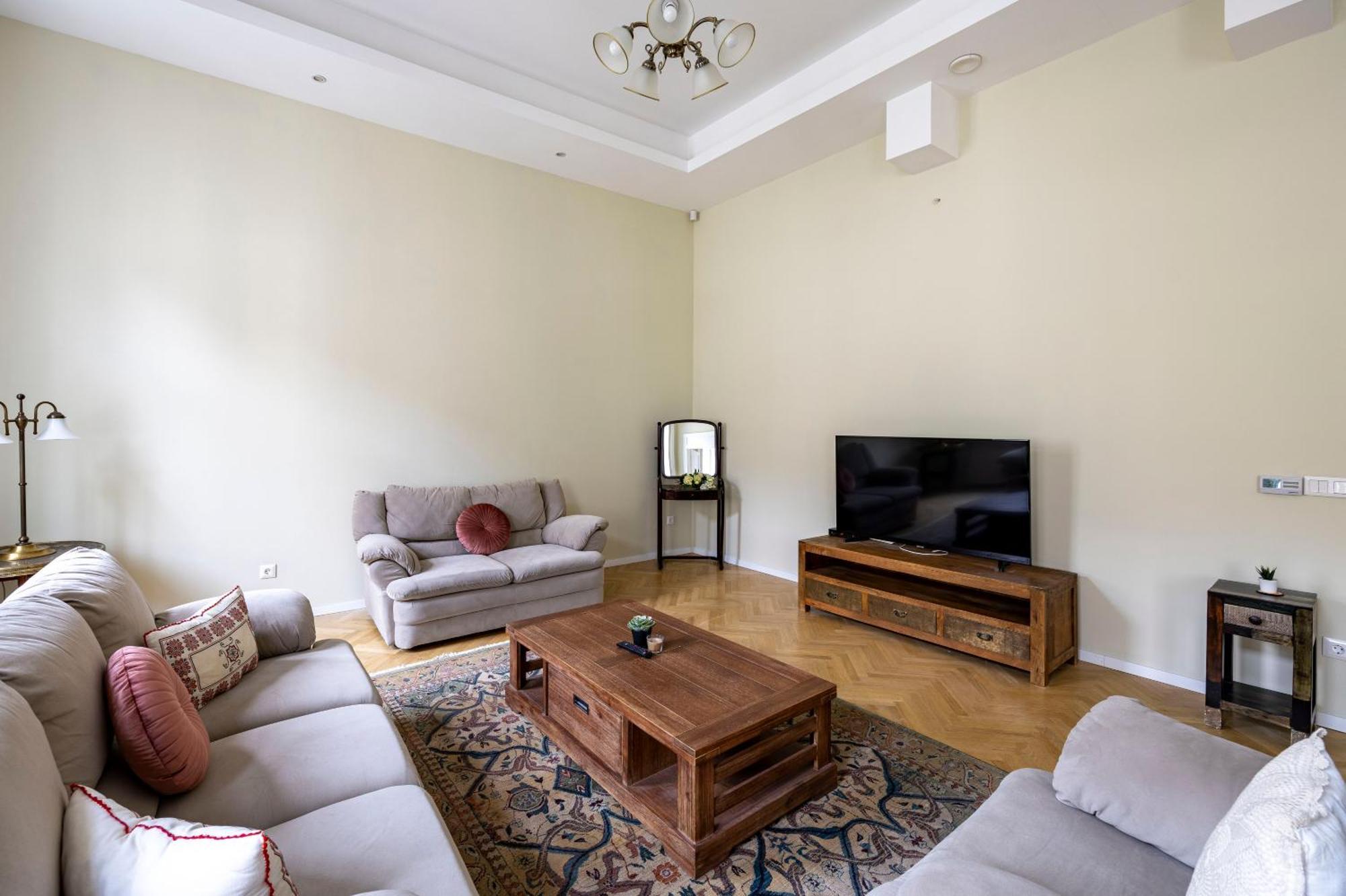 Graceful & Cozy Dream Next To The Opera House Lejlighed *