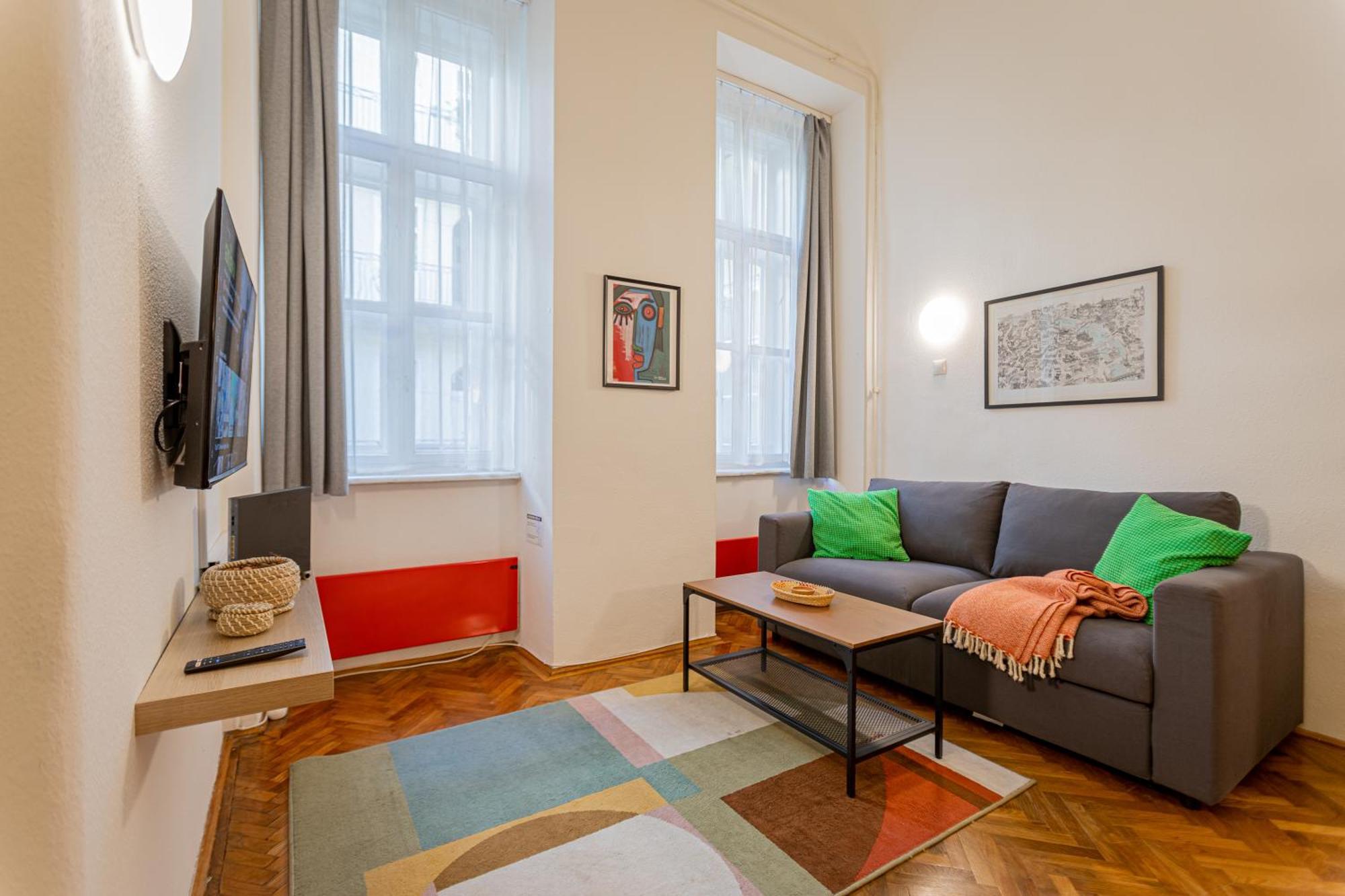 Dorotea - Cosy In The Heart Of * Budapest