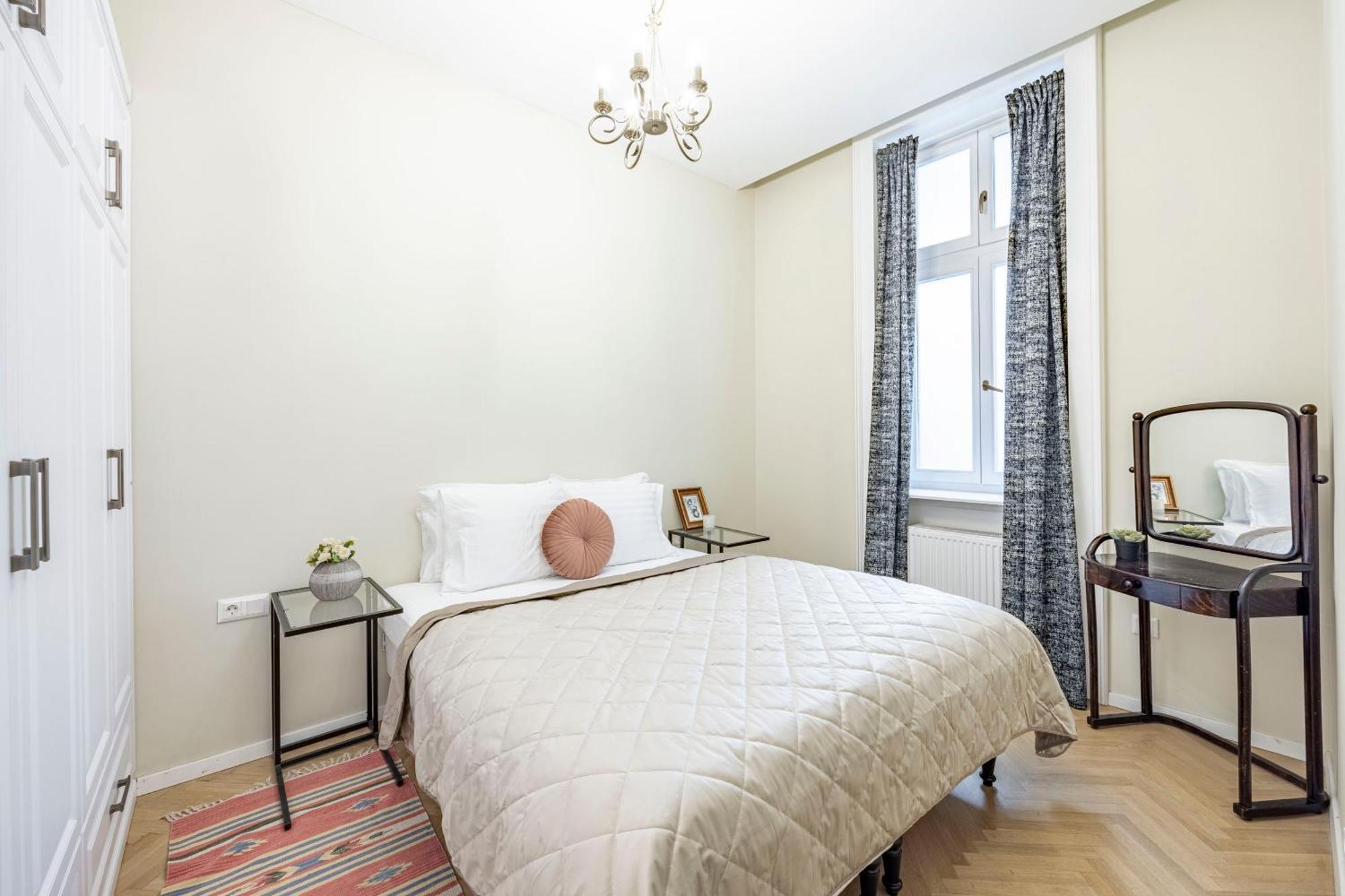 Graceful & Cozy Dream Next To The Opera House Budapest