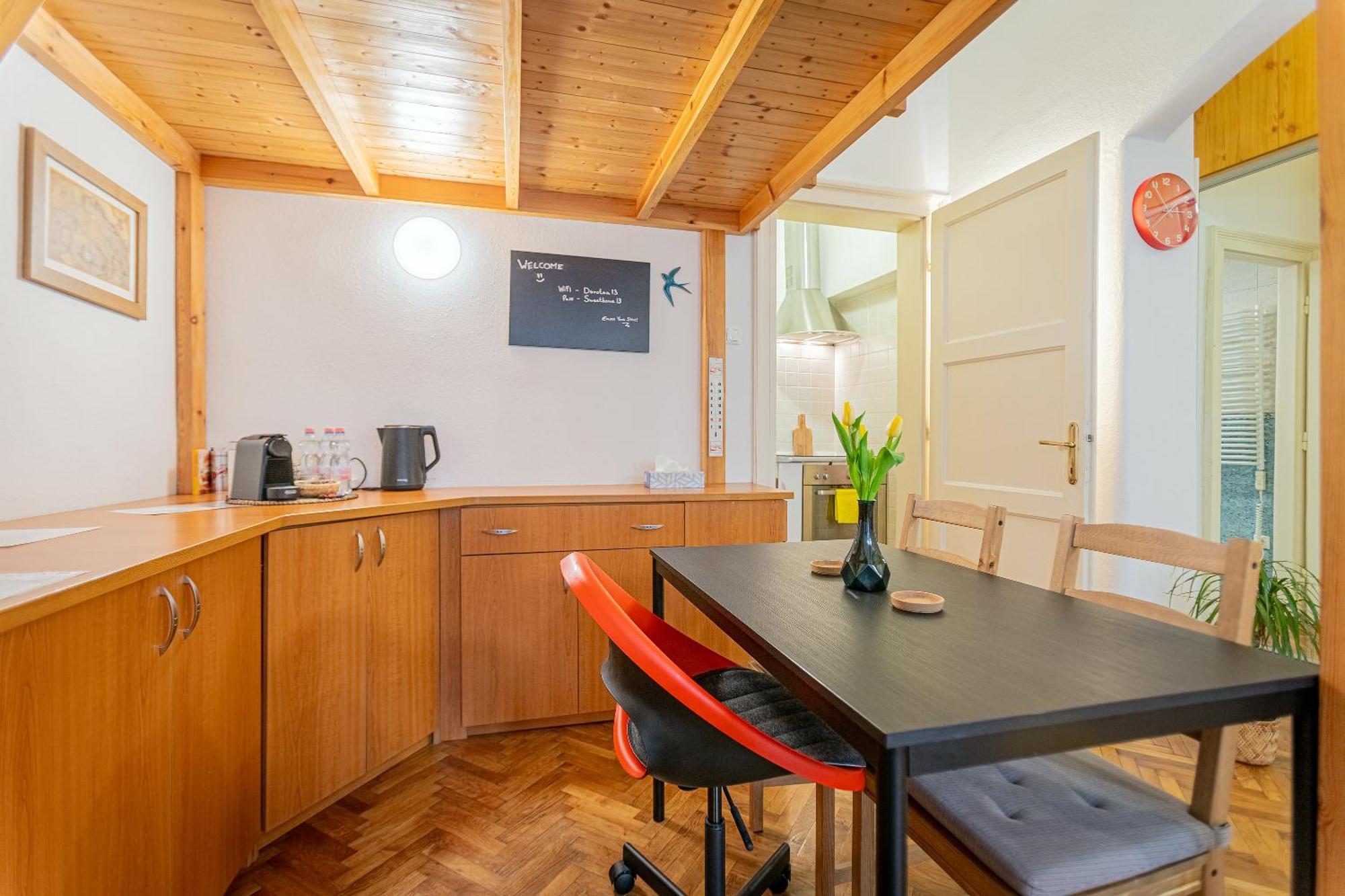 Dorotea - Cosy In The Heart Of * Budapest