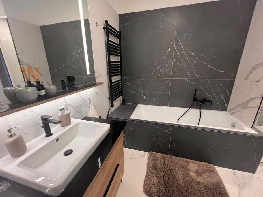 Karzo Lk 601 Apartamento