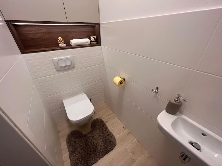 Karzo Lk 206 Budapest
