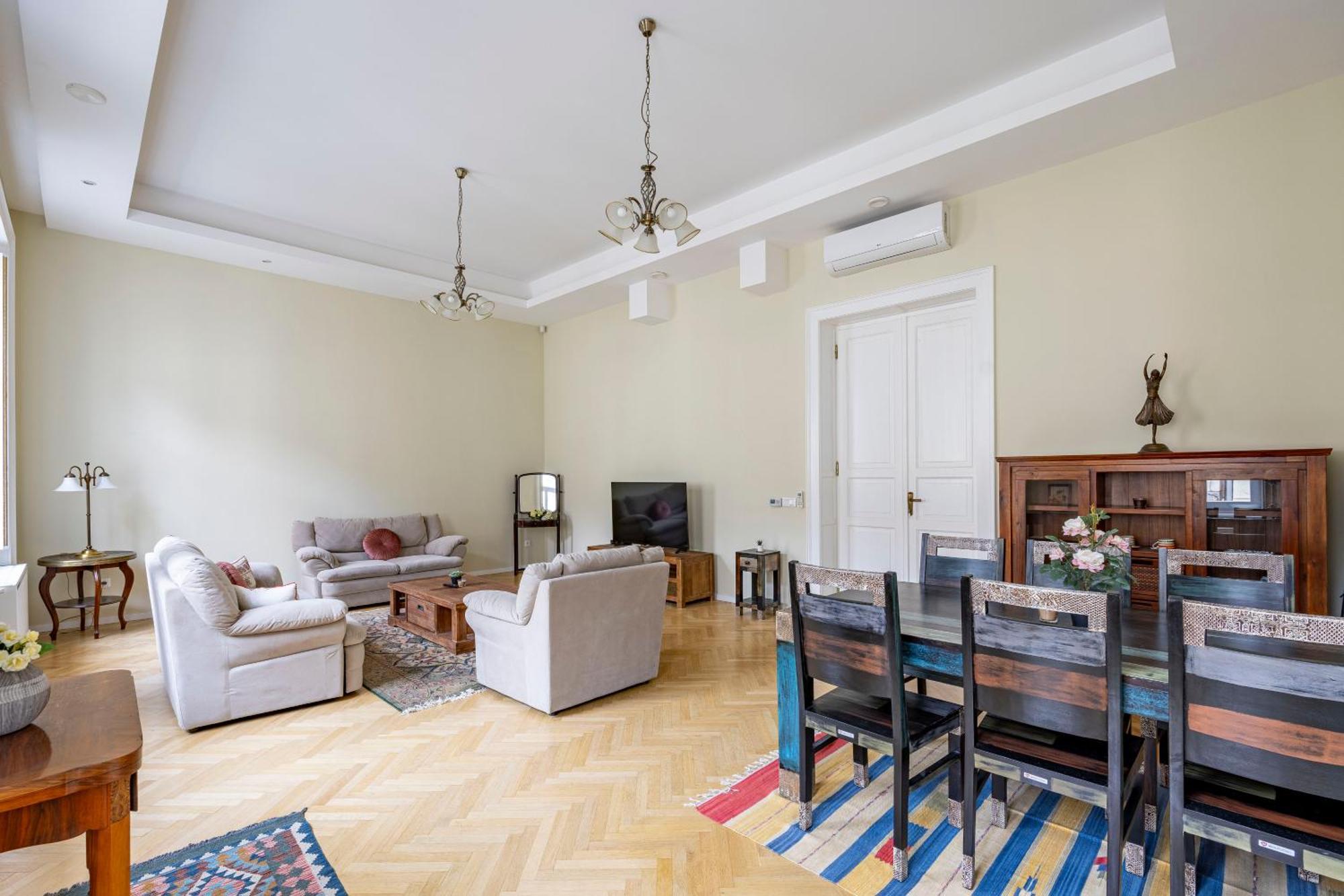 Graceful & Cozy Dream Next To The Opera House Lejlighed *