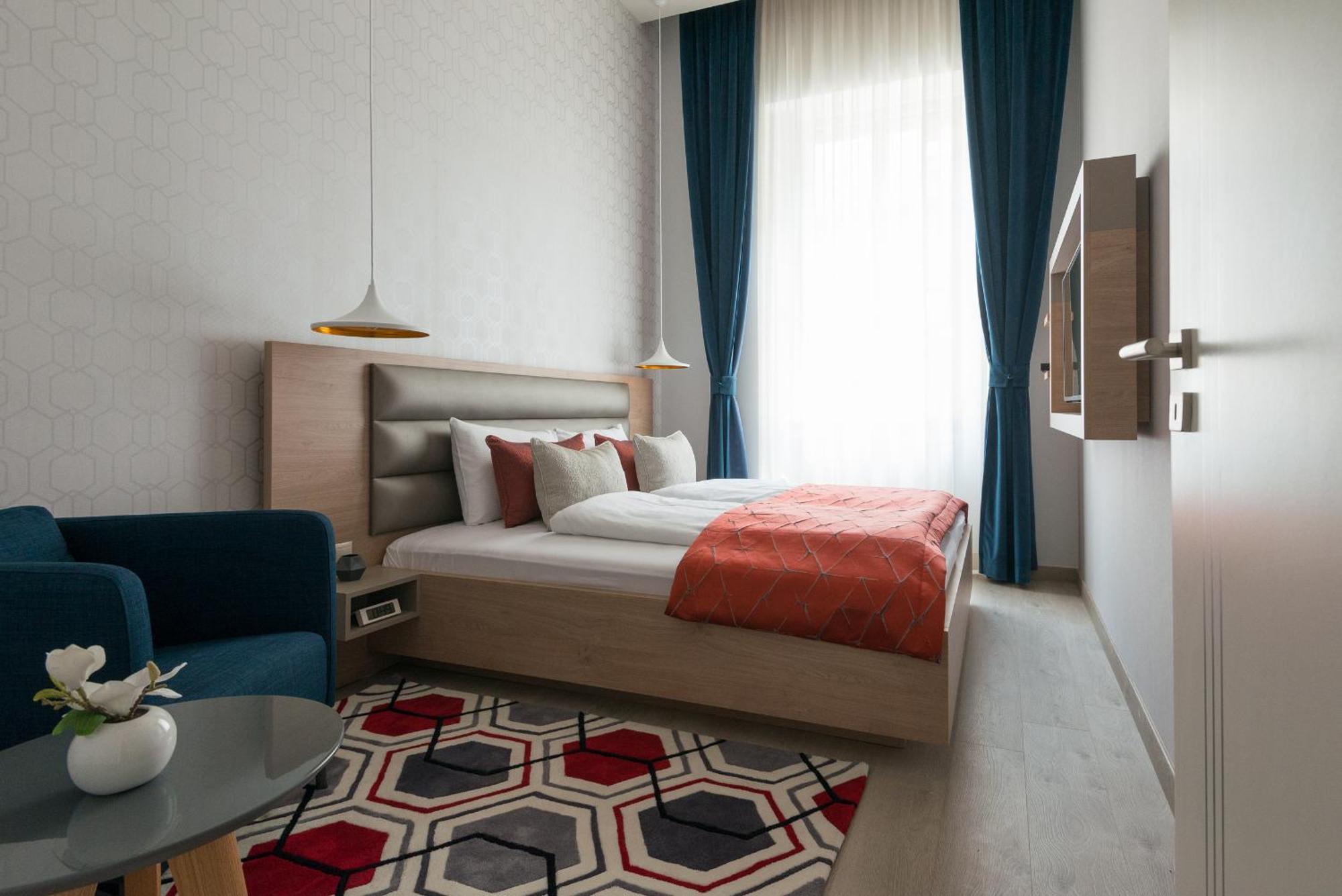 Central Deluxe * Budapest