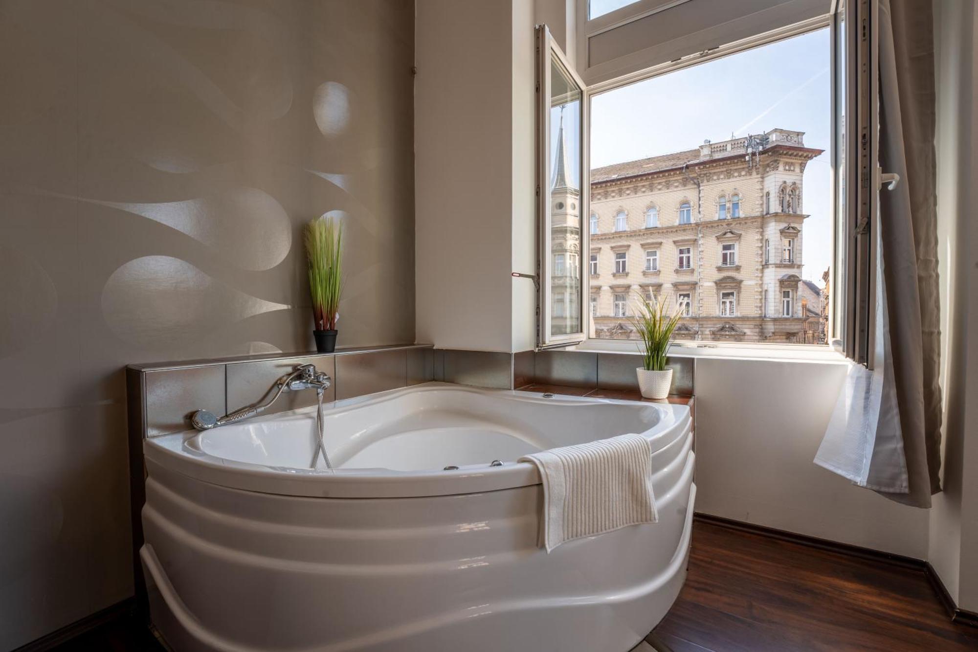 Dandelion Bpest Central Apartman * Budapest