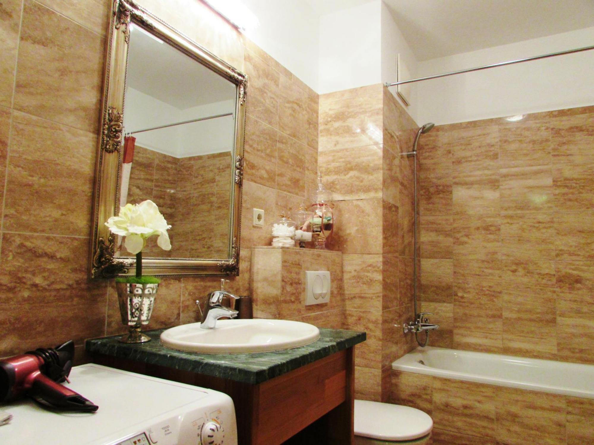 Apartment Colours Superior With Free Parking Budapest