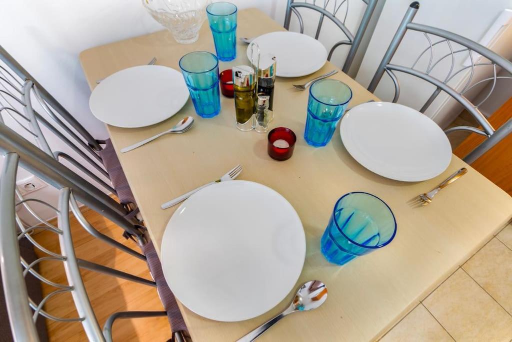 Corvin Park Apartamento *
