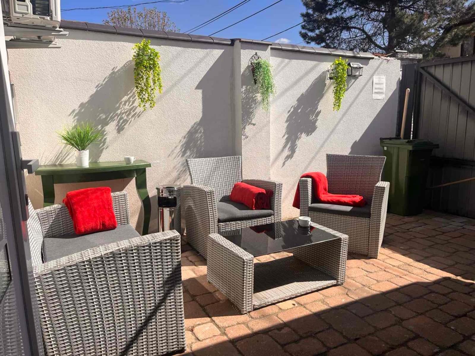 King House & Garden With Ac And Free Parking Possibility Budapest